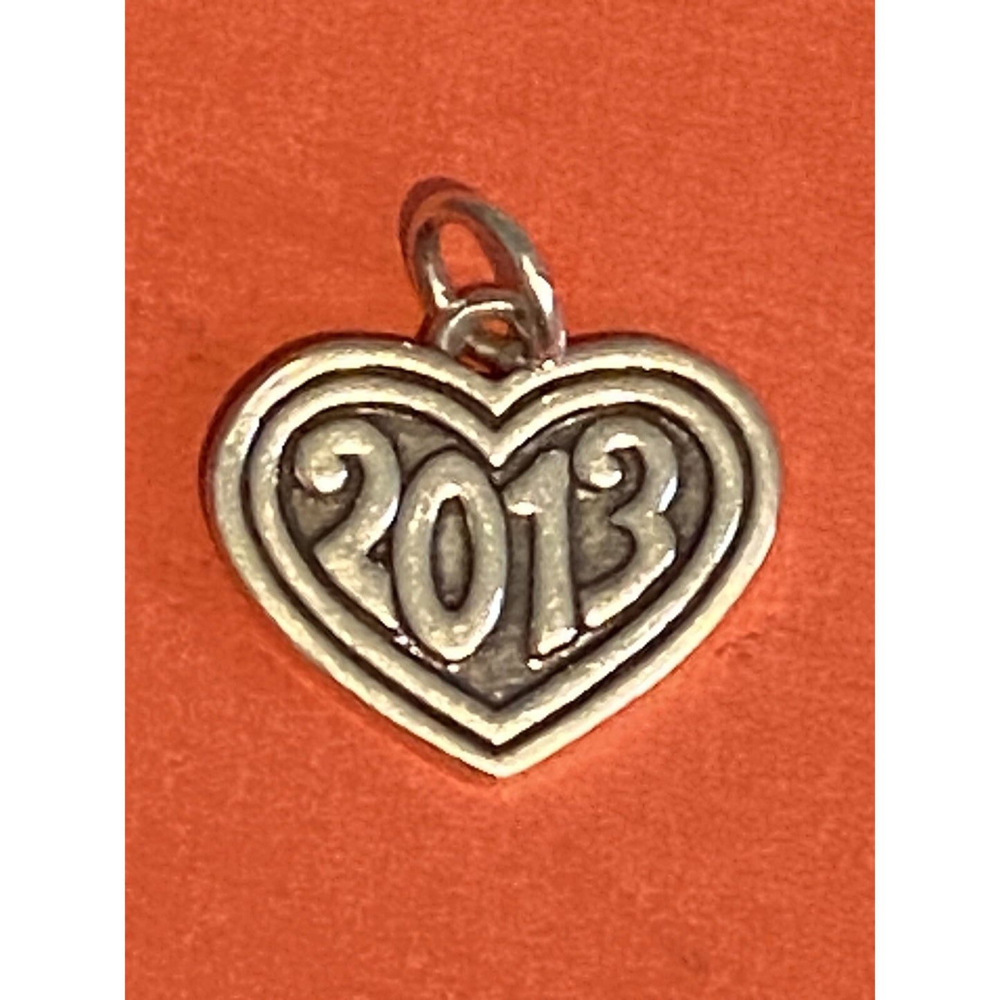 James Avery Retired Sterling Silver 2013 Year In Heart Charm Pre-Owned