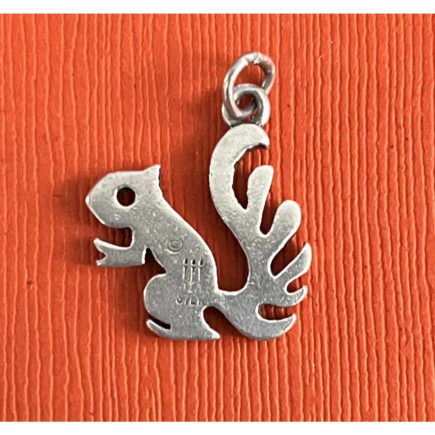 James Avery Retired Sterling Silver Large Squirrel Pendant Pre-Owned
