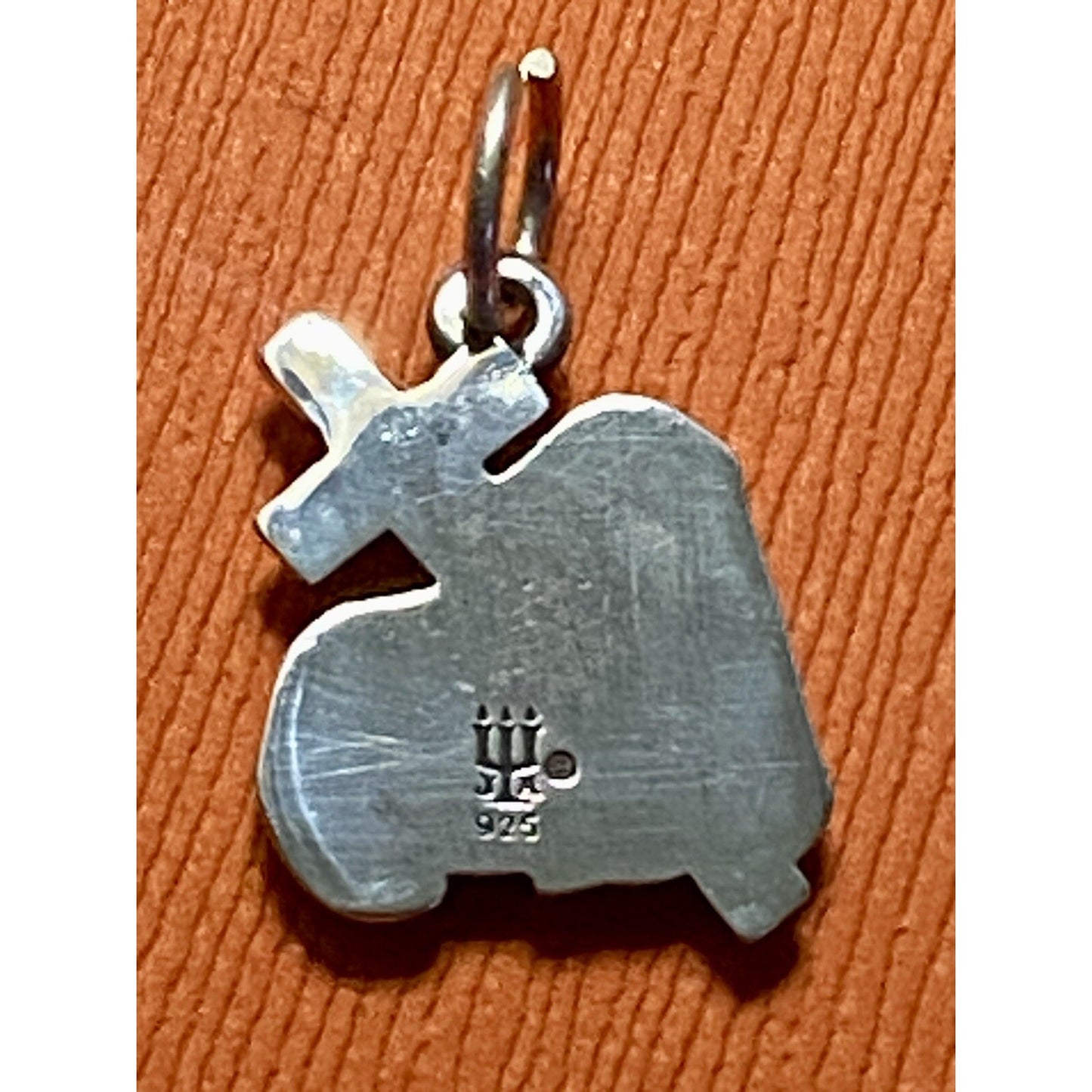 James Avery Retired Silver Lamb of God Charm Pre-Owned