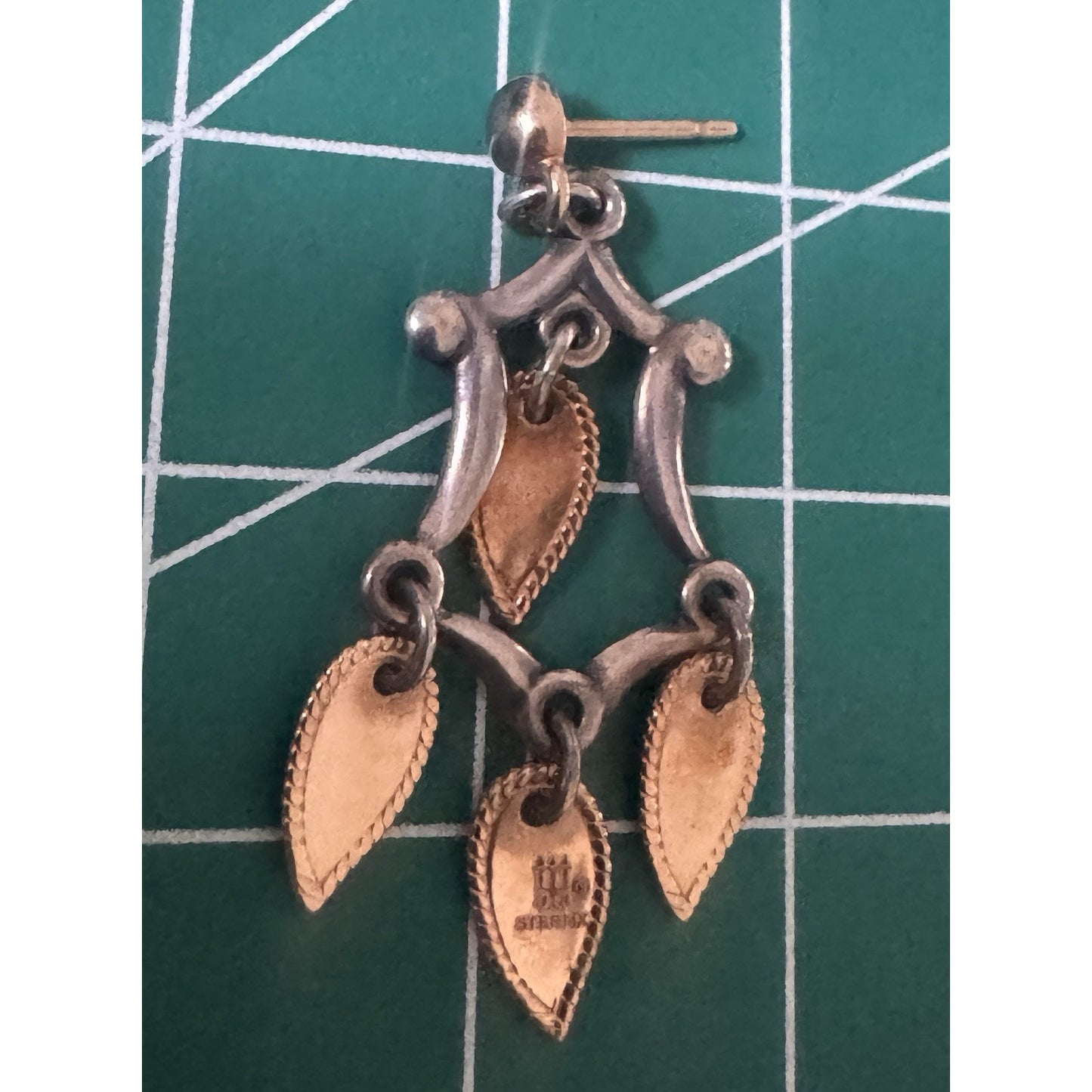 Pre Owned James Avery Retired Sterling Silver And 14k Gold Chandelier Dangle ONE EARRING