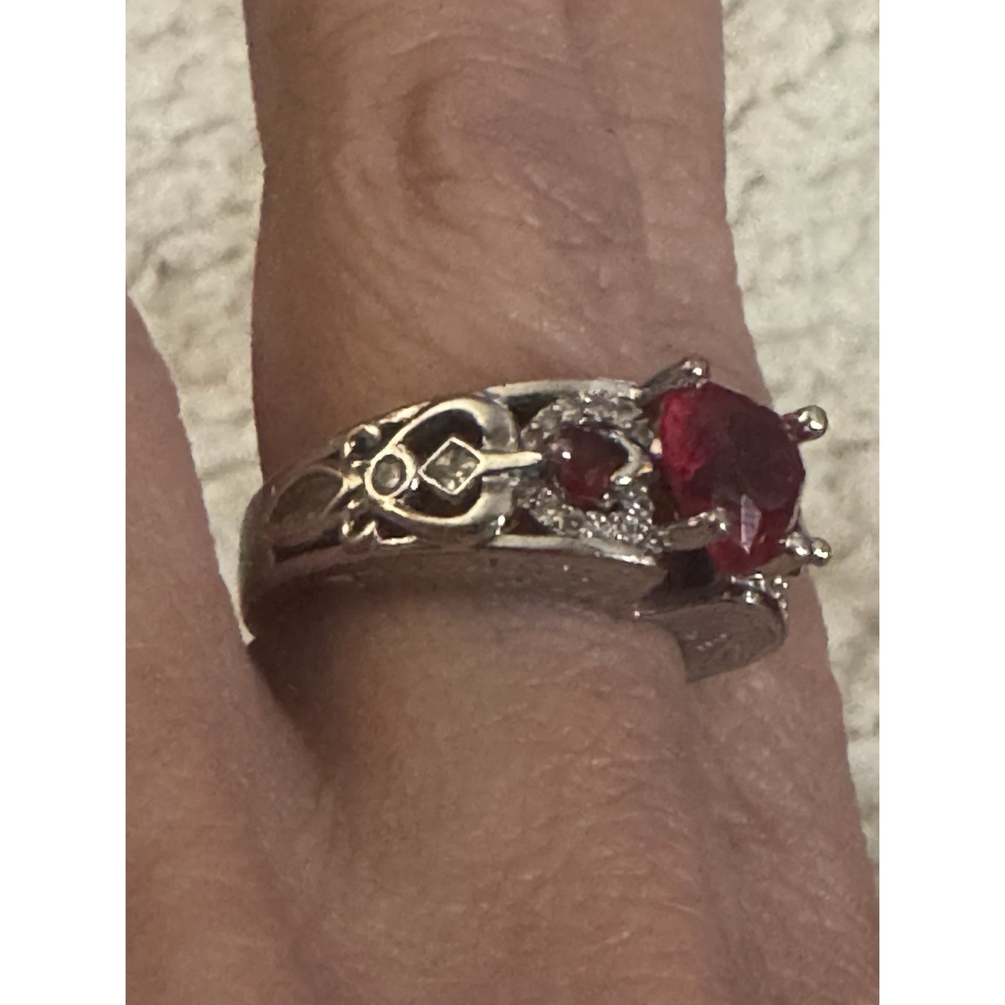 Sterling Silver Lab Created Red Heart Gemstone Ring 925 Filigree Size 8.5, 5.5g