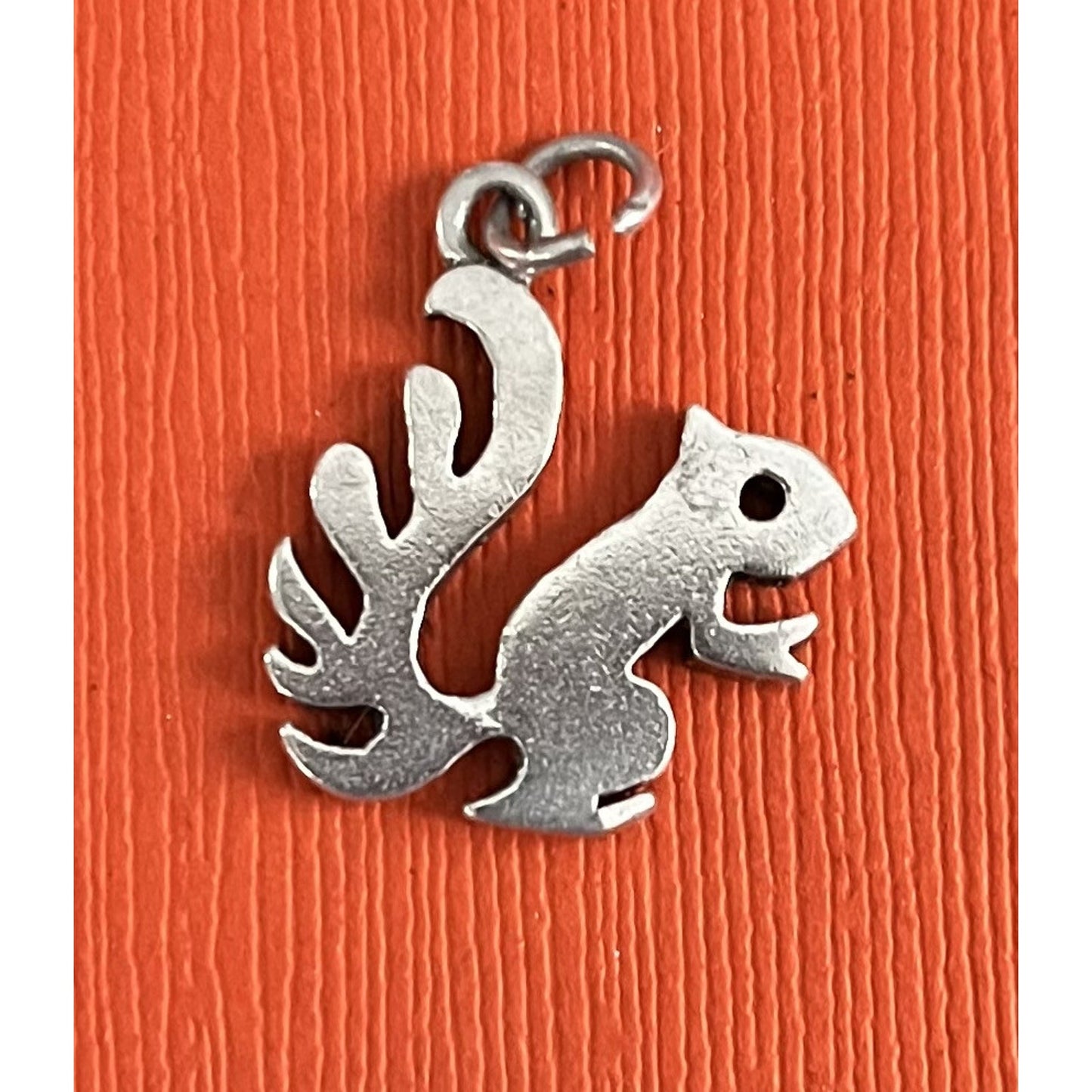 James Avery Retired Sterling Silver Large Squirrel Pendant Pre-Owned