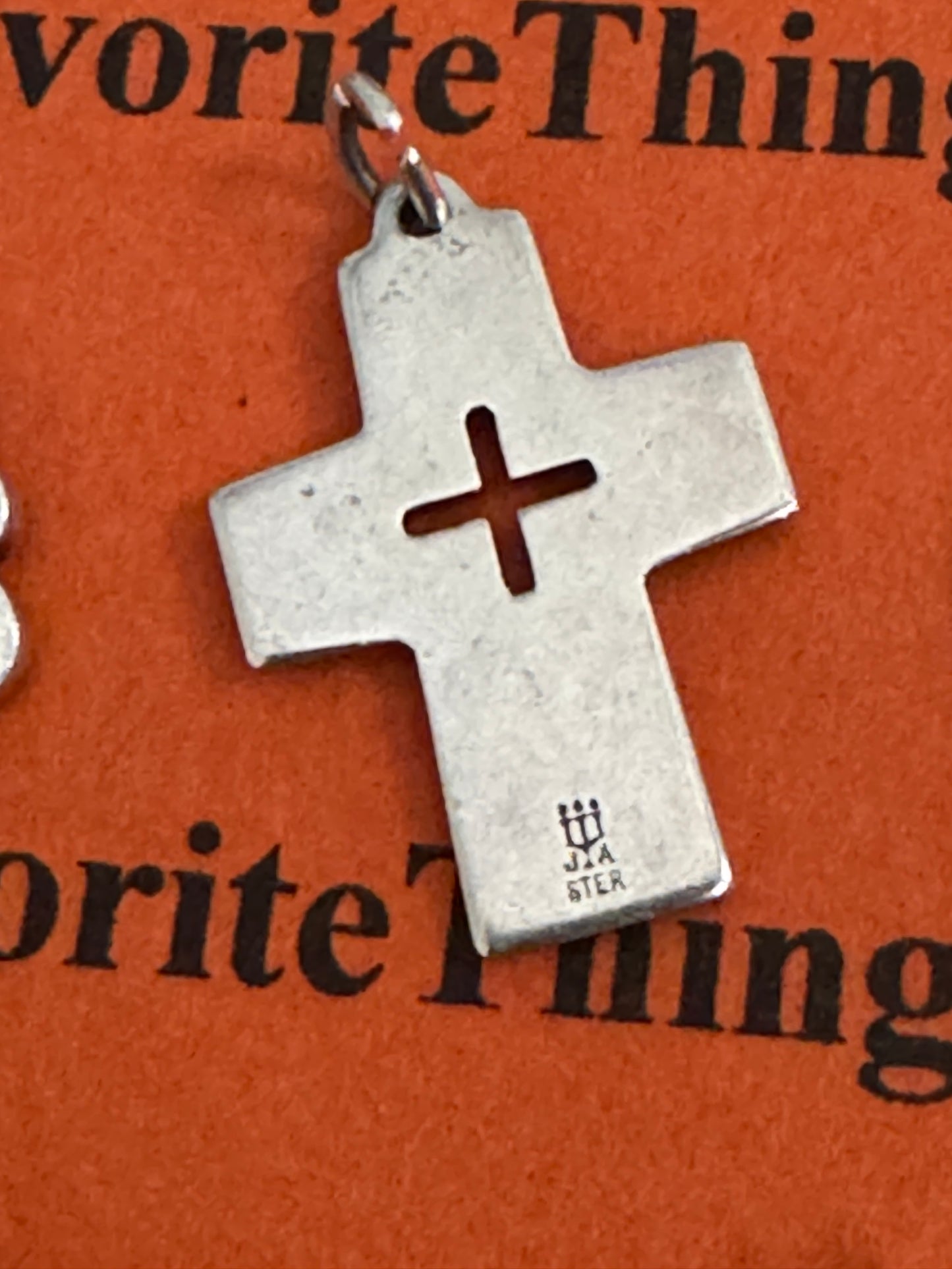 Pre Owned James Avery Retired Silver Cross With Center Crosslet Charm