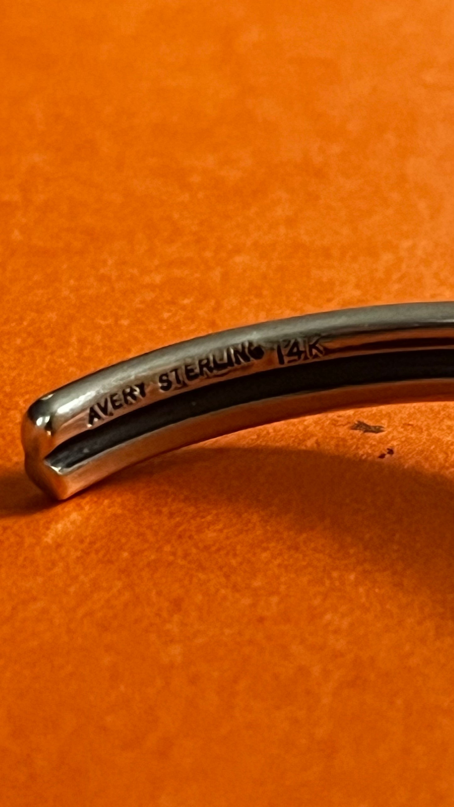 Pre-Owned James Avery Retired Sterling Silver and 14k Gold Lovers Knot Cuff Bracelet Size Small