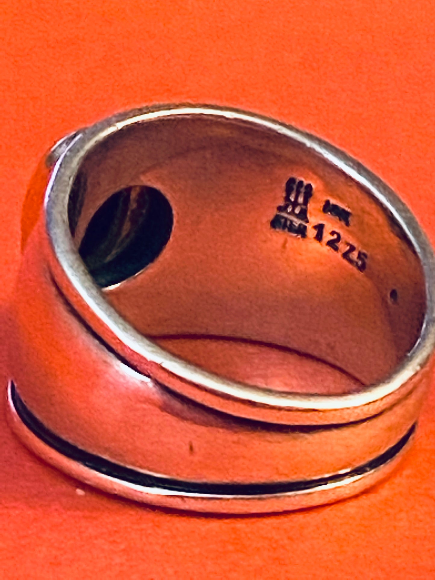 Pre-Owned James Avery Retired Silver and 14k Gold Black Onyx Christina Ring Size 5.75
