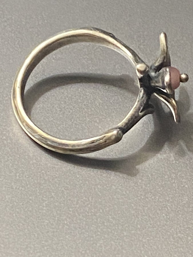 Pre-Owned Retired James Avery Silver Spring Flower w/ pink bead Ring 9.5