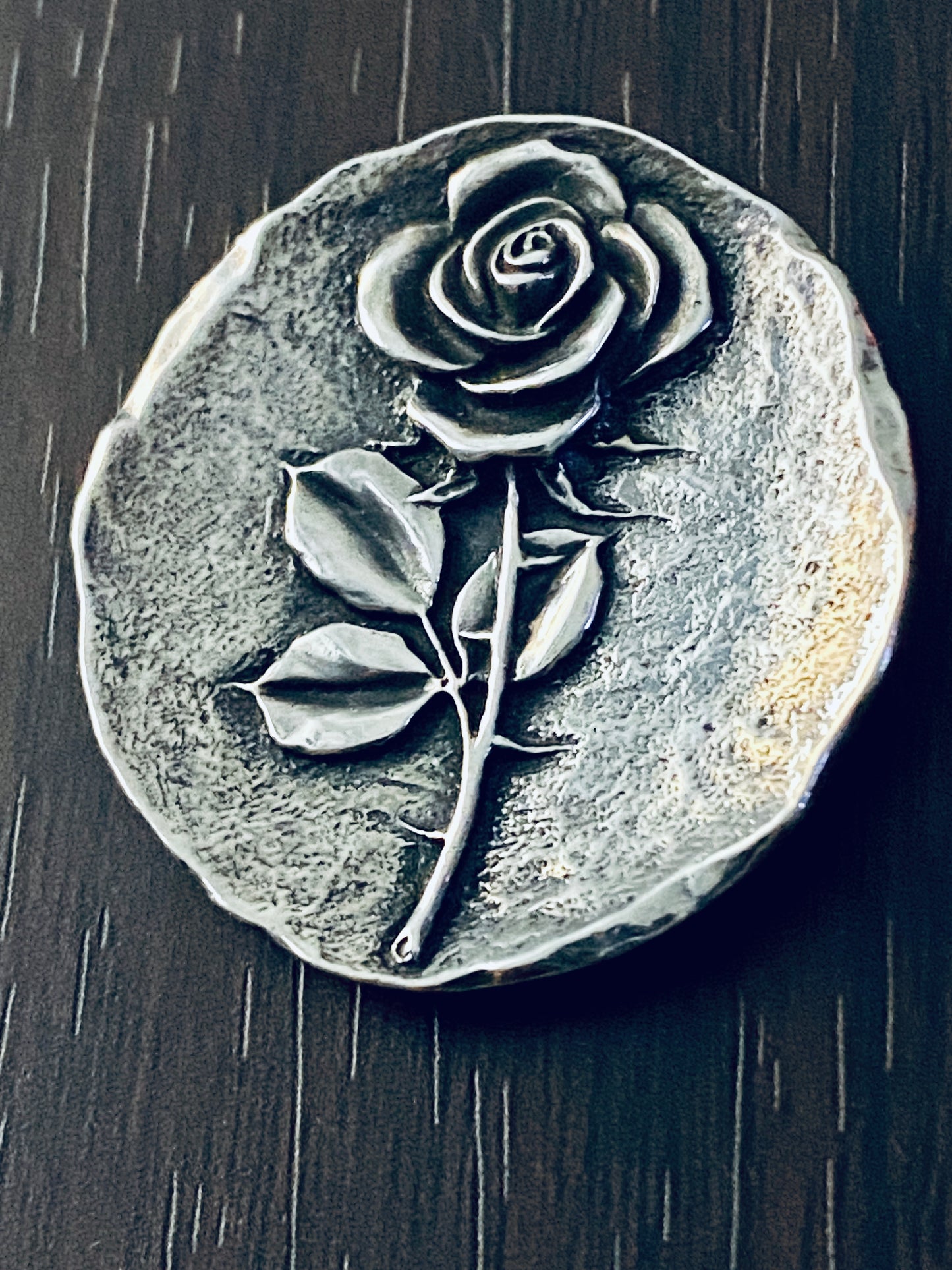 Pre-Owned James Avery ORIGINAL RELEASE Silver Rose Pendant