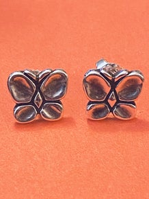 Pre-Owned James Avery Retired Silver Butterfly Earrings