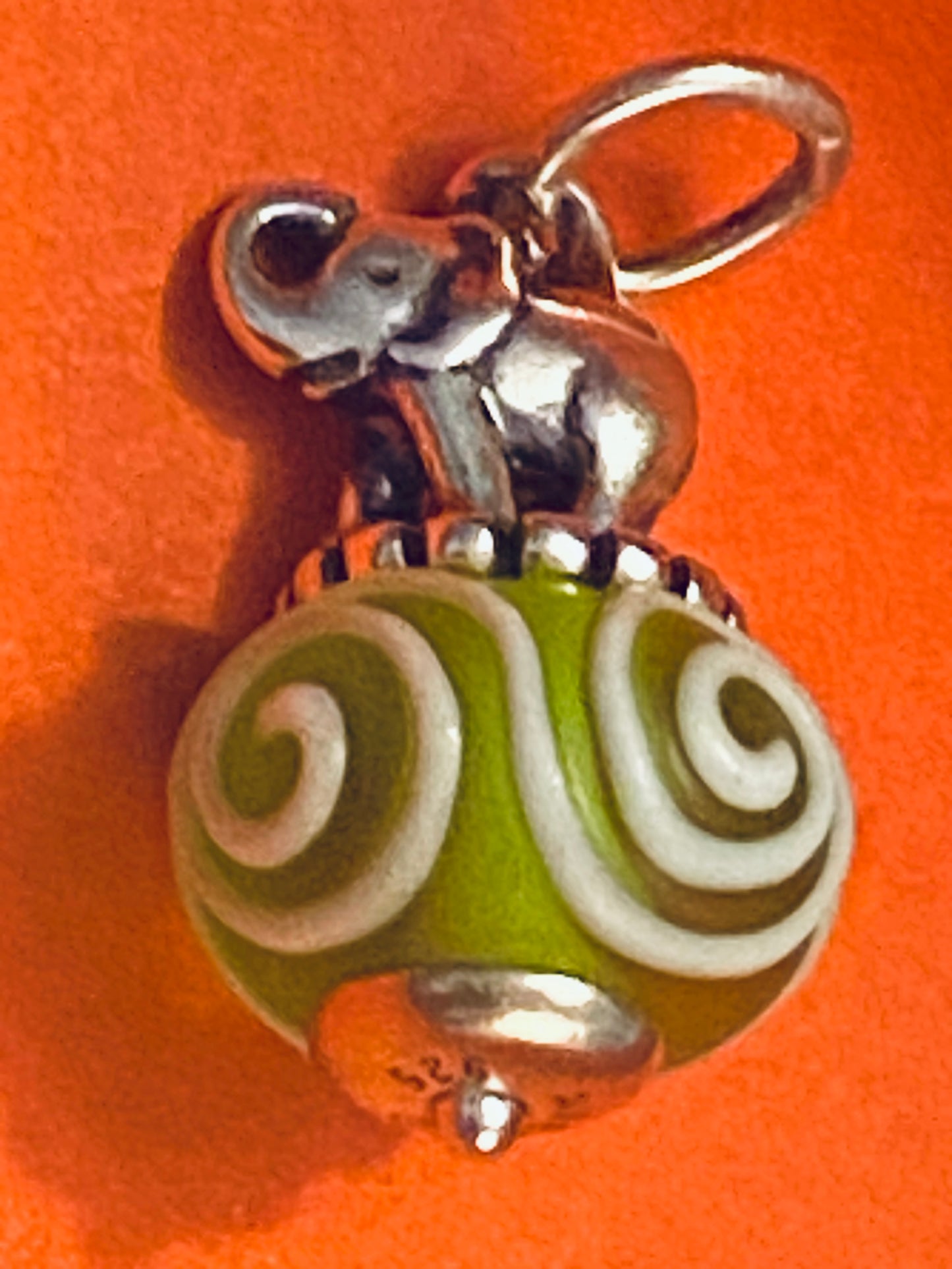 Pre-Owned James Avery Retired Glass Art Silver Elephant Finial Bead Charm