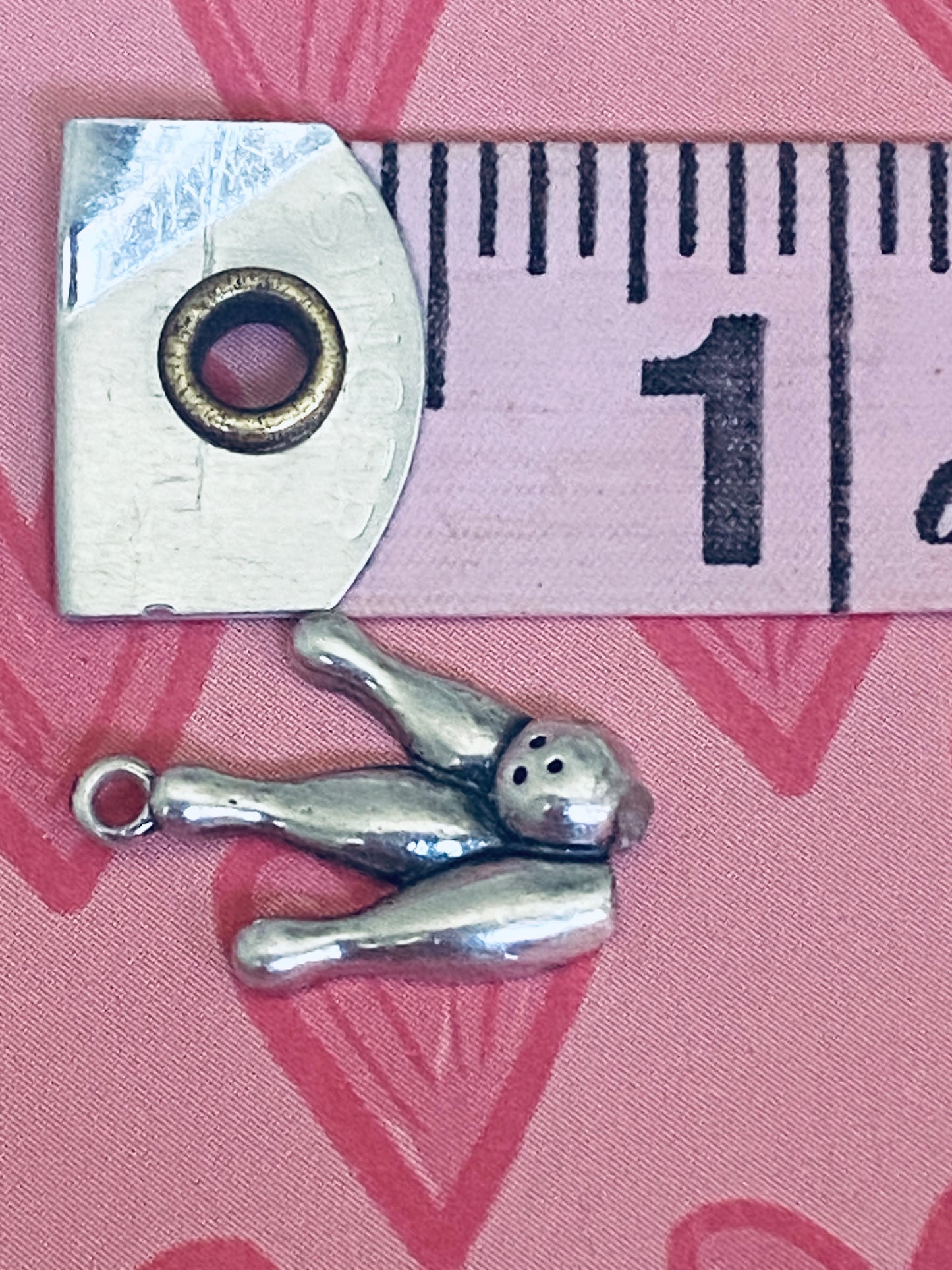 Pre-Owned James Avery Retired Silver Bowling Ball and Pins Charm