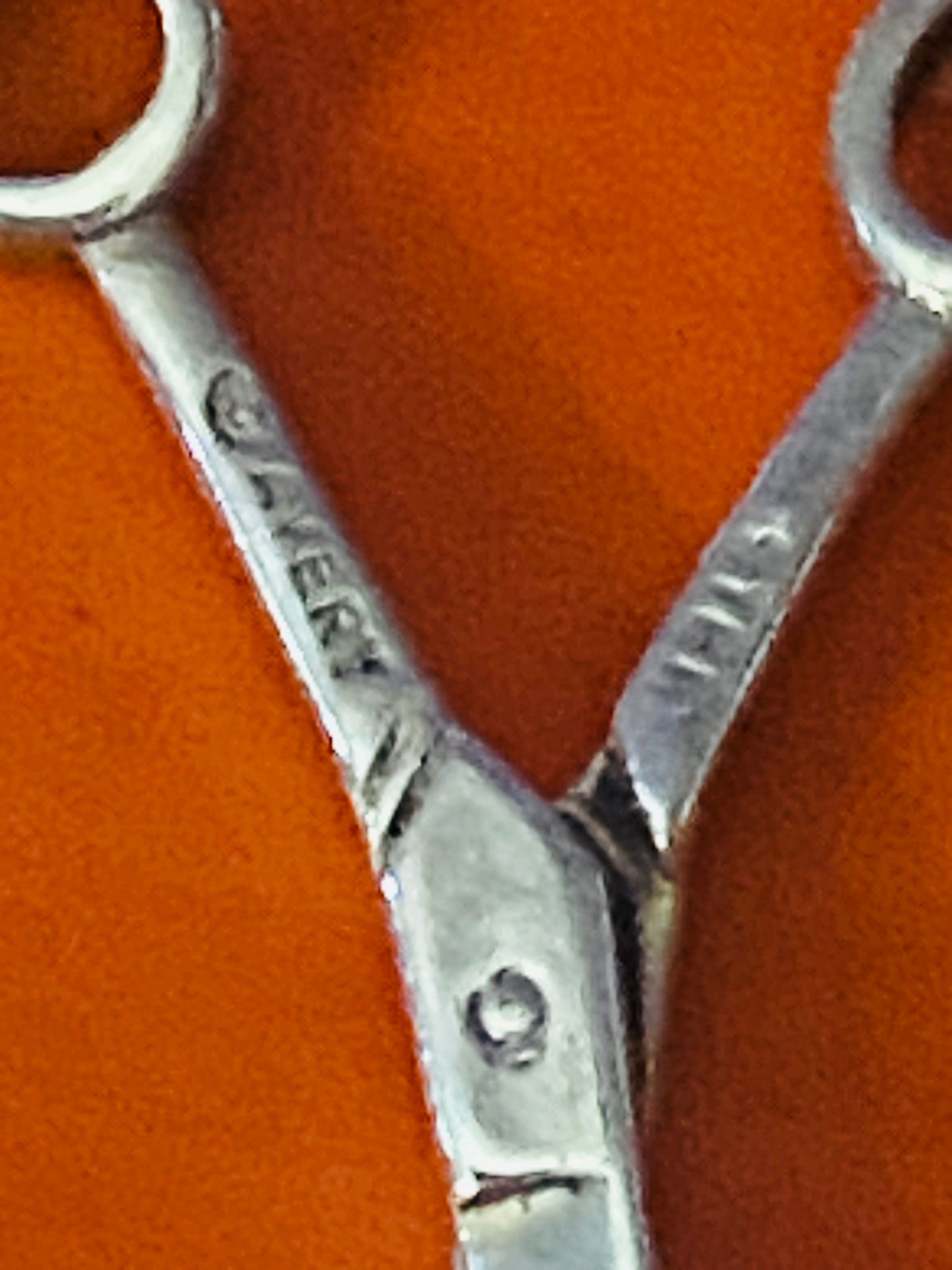 Pre-Owned James Avery Retired & HTF Silver Scissors Shears Charm