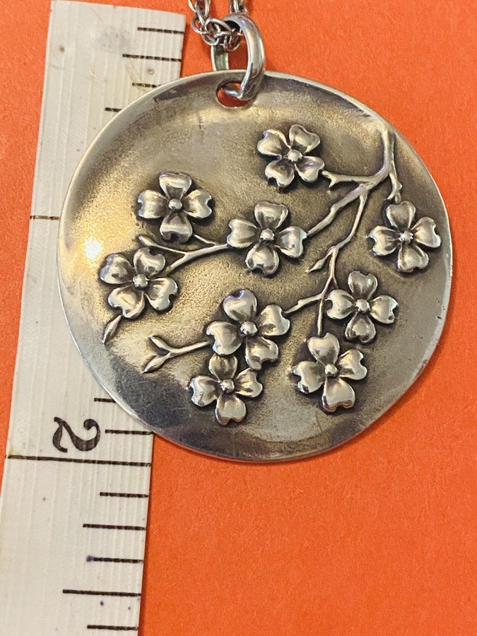 Pre-Owned James Avery Retired & HTF Silver Large Cherry Blossom Floral Pendant