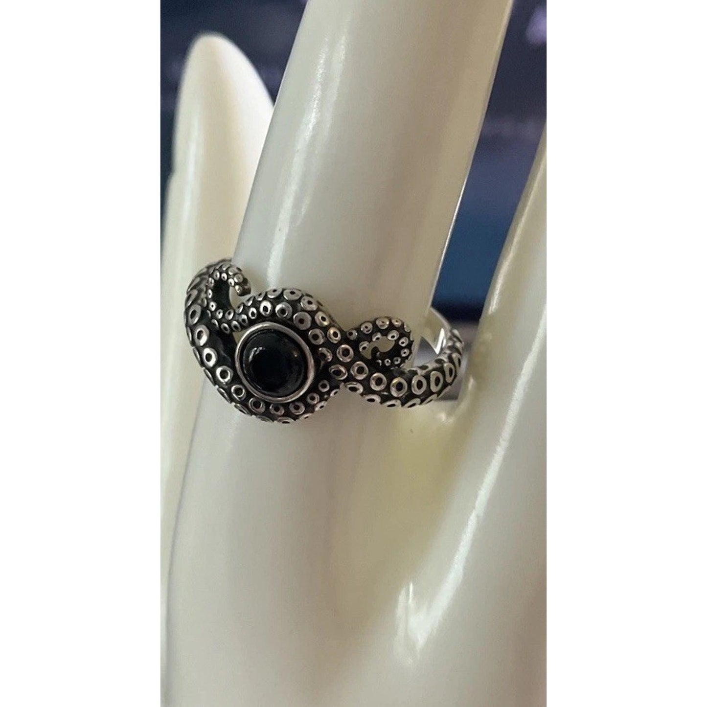 Vintage Sterling Silver Octopus Tentacle Ring Size 10 Black Onyx Stone Ocean