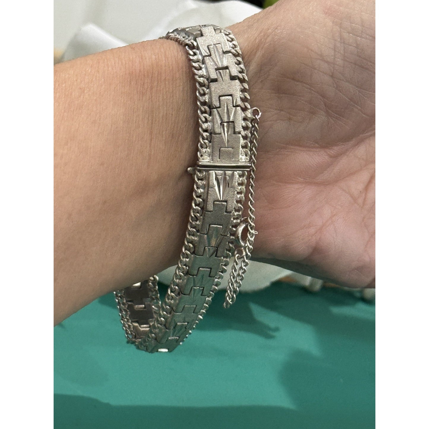 Vintage 925 Sterling Silver Arrow Geometric 70-80s Wide Bracelet 8” 40g