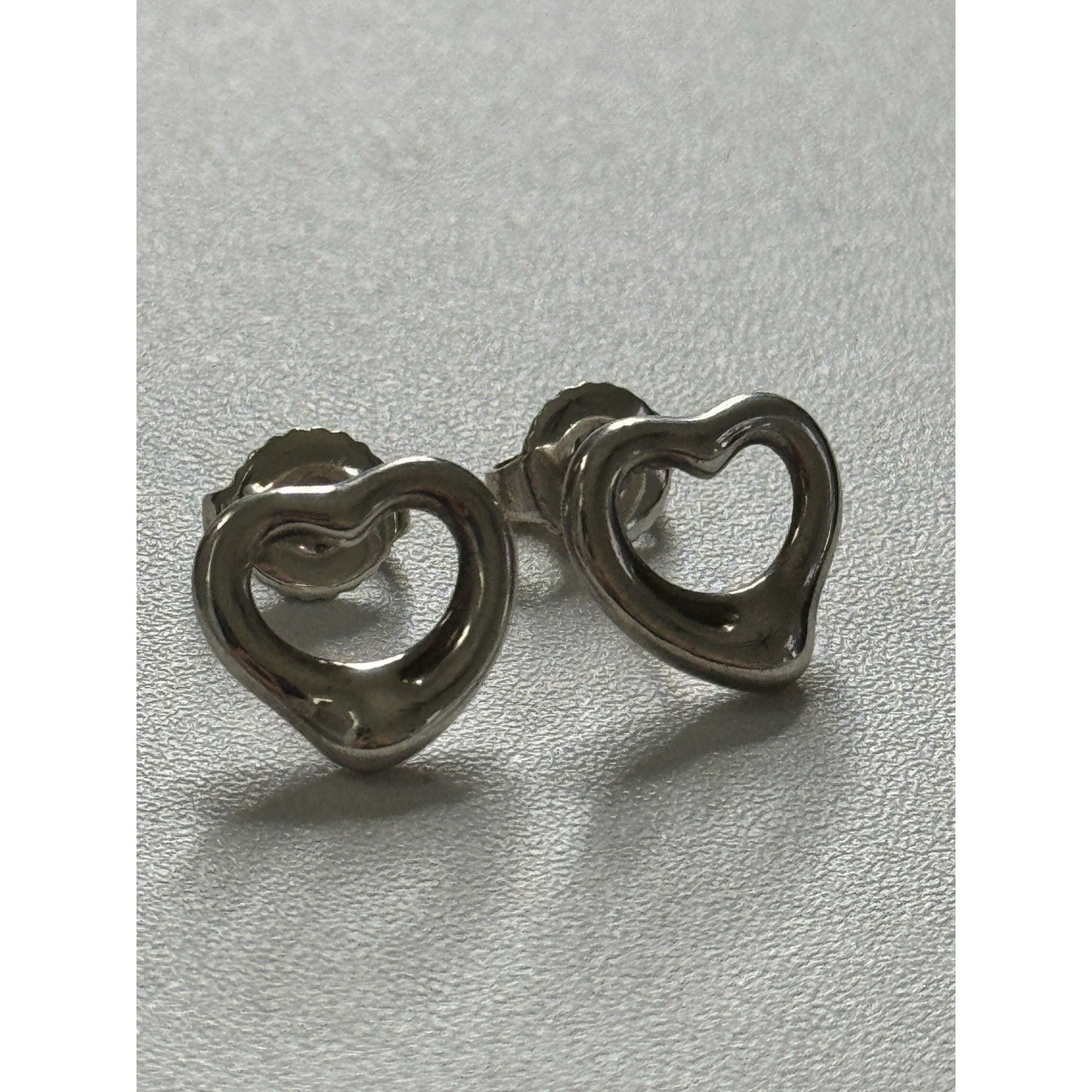 Vintage Tiffany & Co. Elsa Peretti Sterling Silver Open Heart Stud Earrings 925