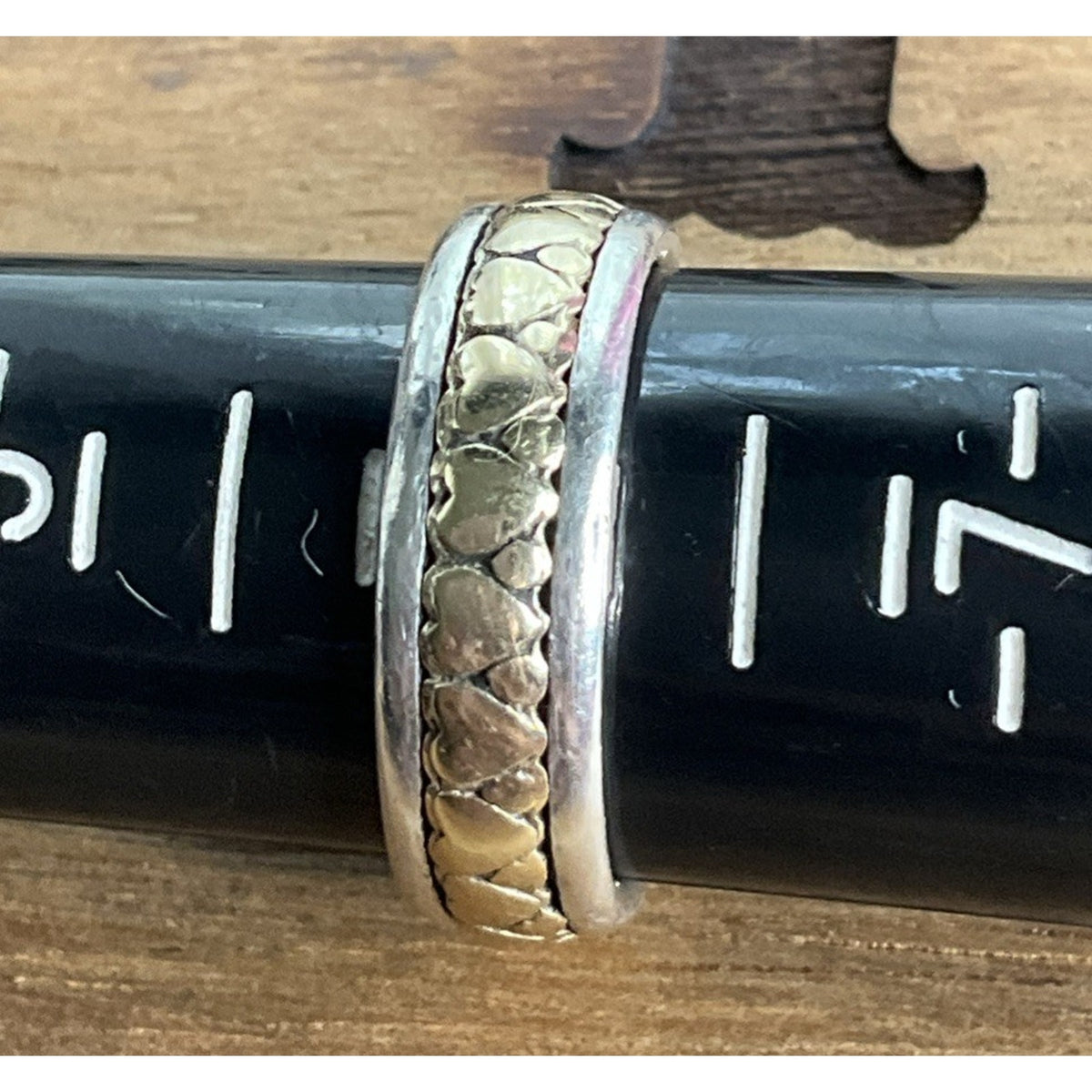 James Avery Retired Sterling Silver And 14K Gold Eternity Heart Band Ring Size 6