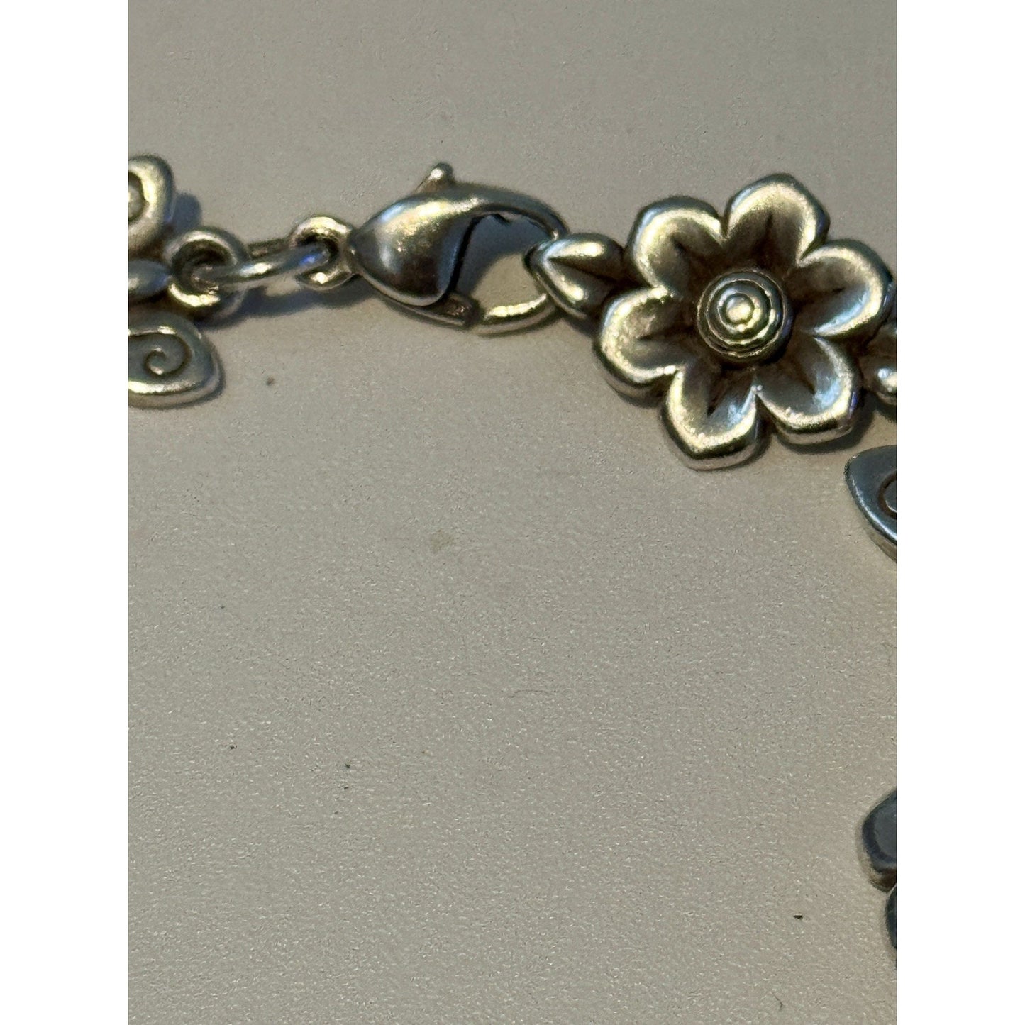 Pre Owned James Avery Retired HTF Silver Butterflies In Bloom Flower Bracelet 7 3/4”
