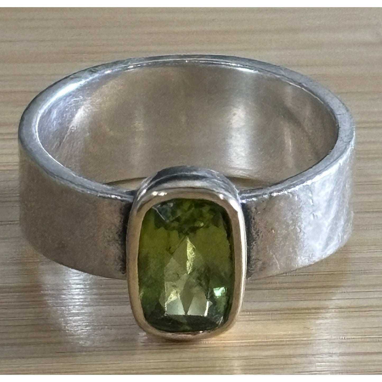 Pre Owned James Avery Retired 14k Gold & Sterling Silver Graciela Green Peridot Ring Sz 9