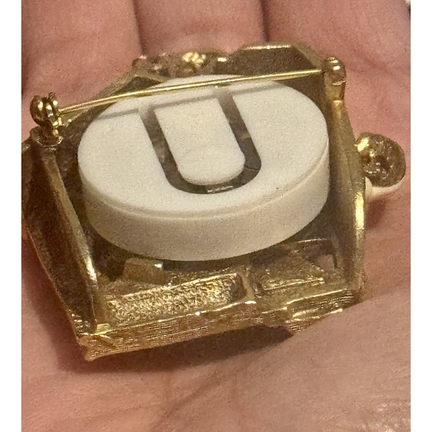 AJC Haunted House Ghost Brooch Vintage Halloween Pin Gold Tone 3D WORKS!!
