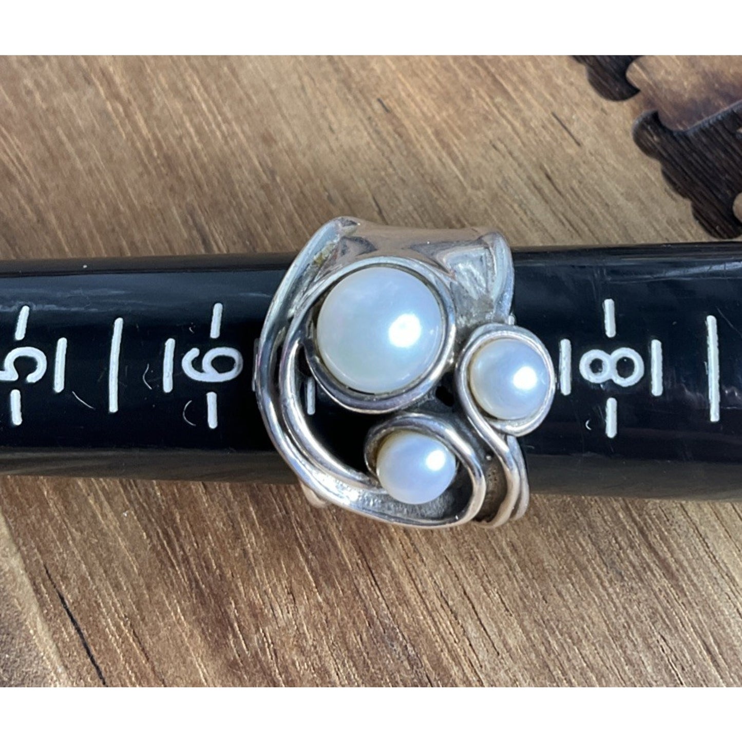 Hagit Gorali HG Sterling Silver Pearl Ring Israel Modernist Statement Ring Sz 7