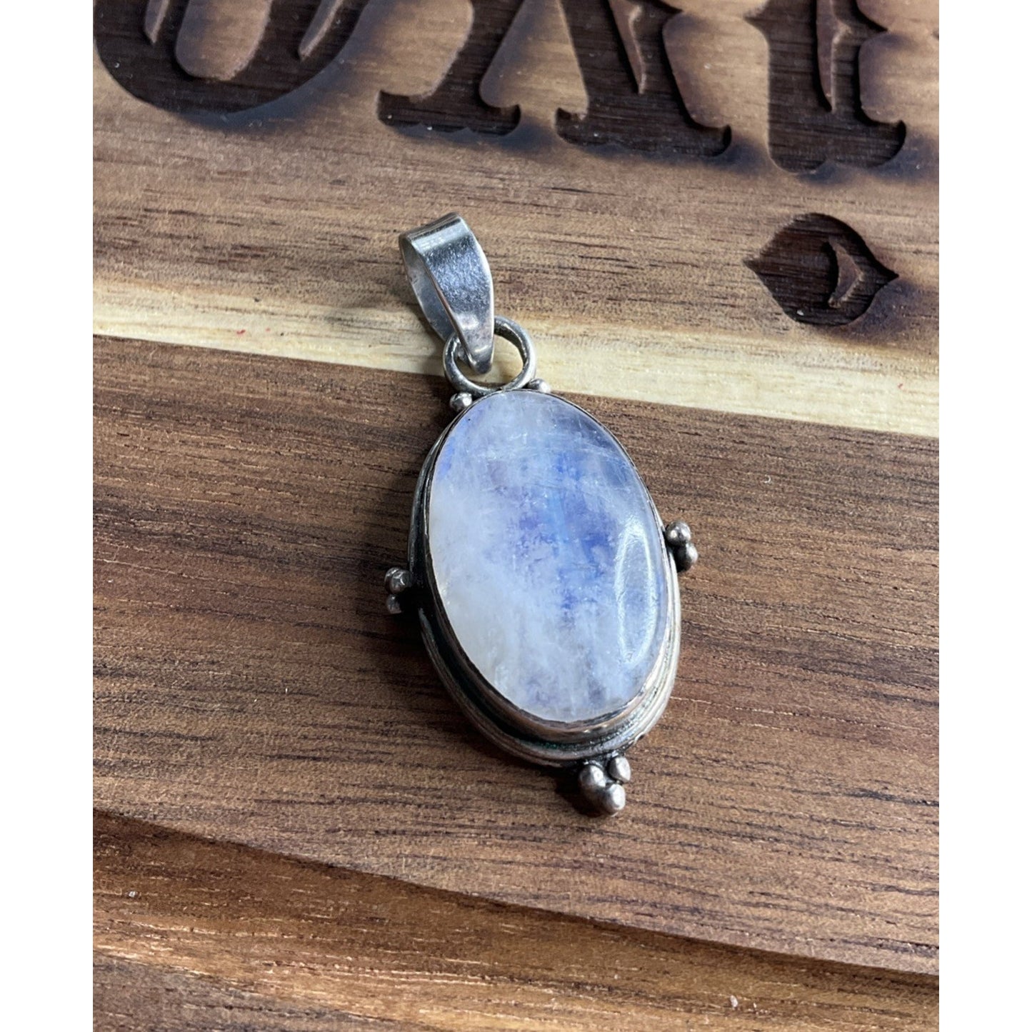 Sterling Silver 925 Rainbow Moonstone Pendant Oval Cabochon Vintage Style