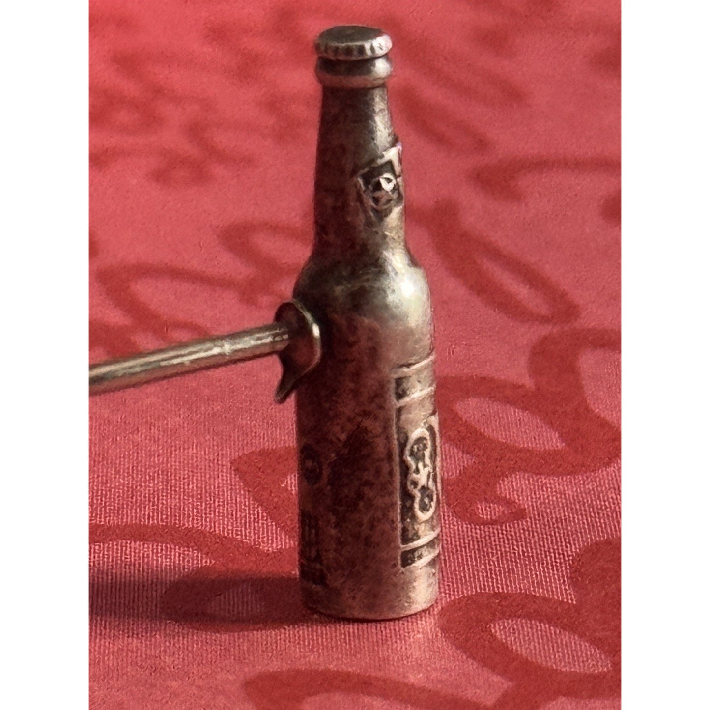 Pre owned James Avery Retired RARE HTF Sterling Silver LONE STAR BEER BOTTLE Pin Charm