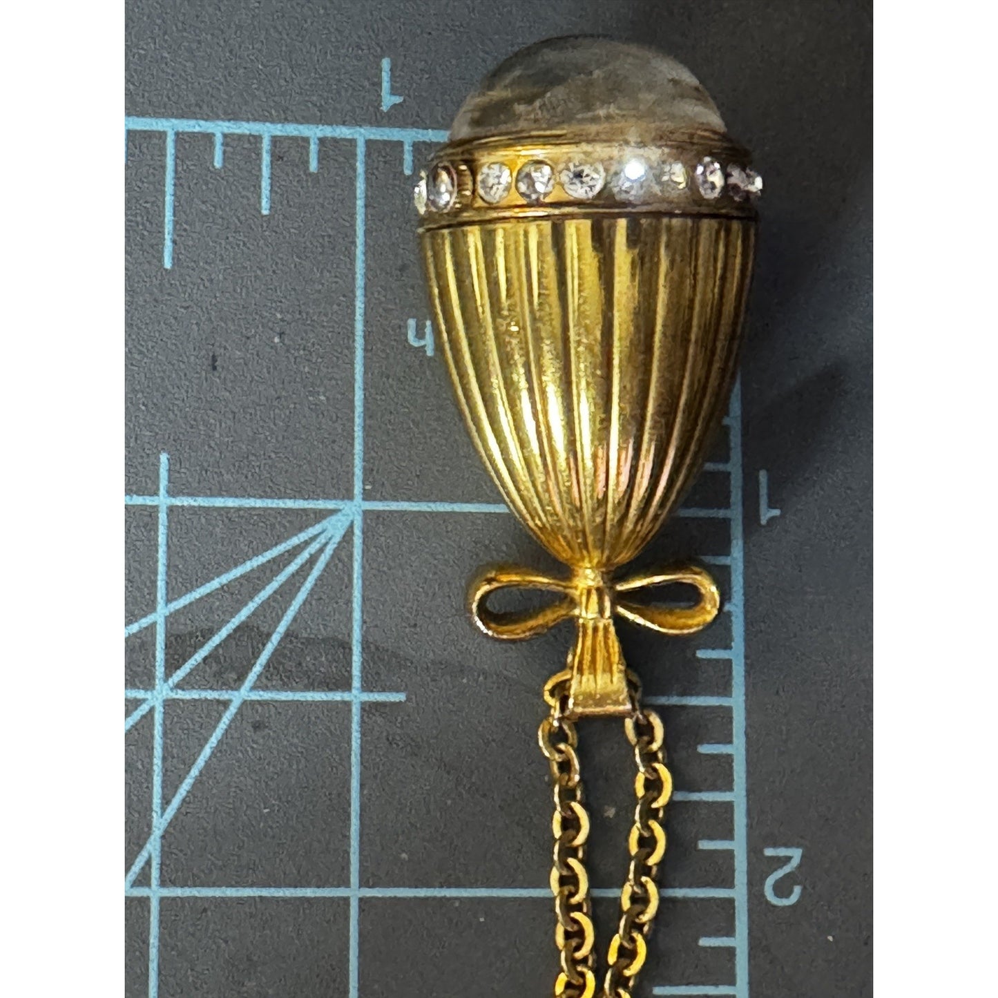 Vintage Joan Rivers Classics Quartz Bow Egg Watch Pendant On Gold Tone 30” Chain