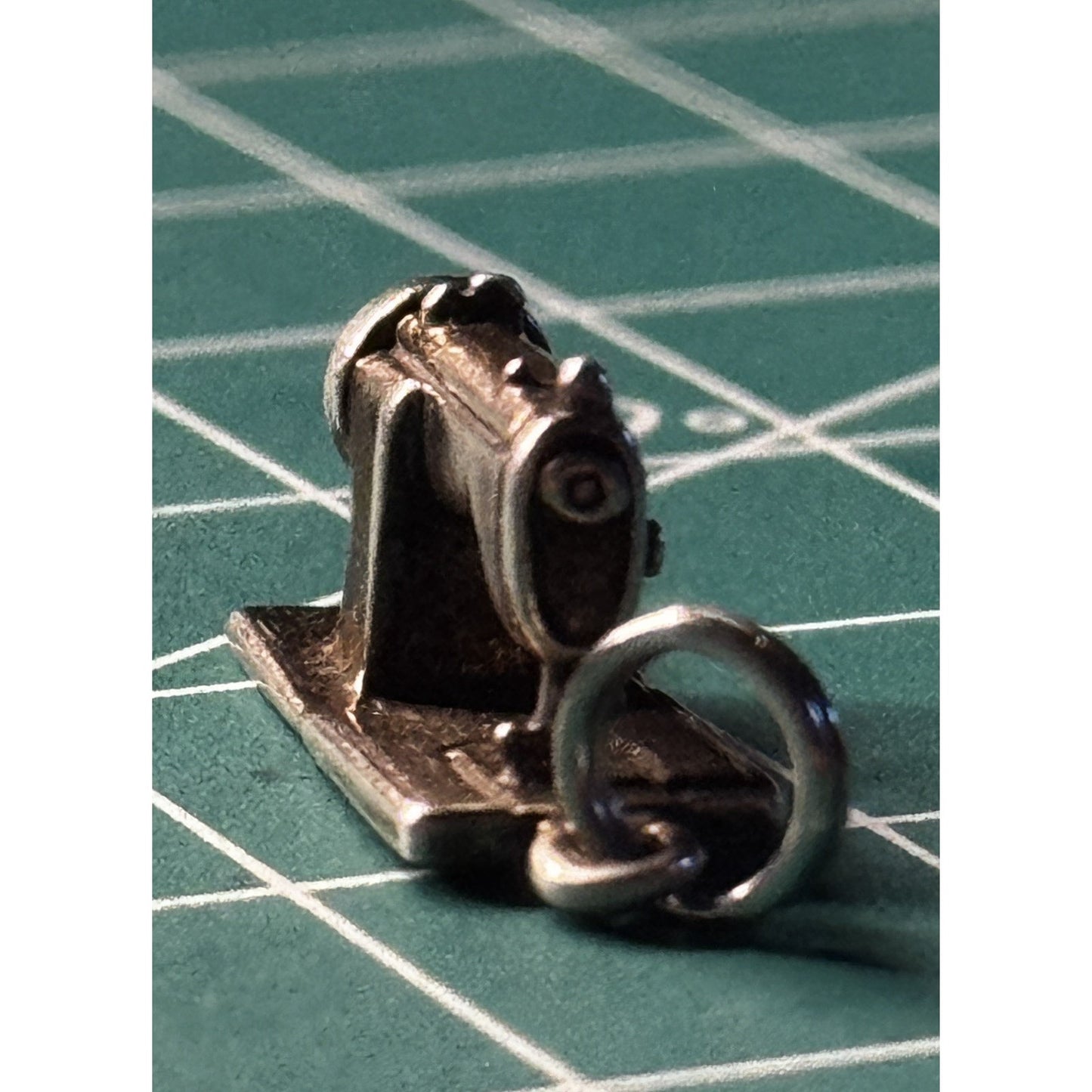 Vintage Sterling Silver 3D Detailed Sewing Machine 925 Charm