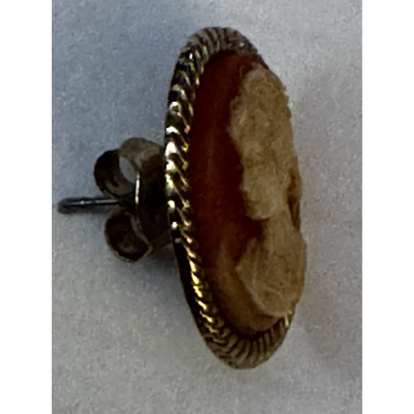 Antique Victorian Shell Cameo Post Earring SINGLE EARRING Gold Tone c1900