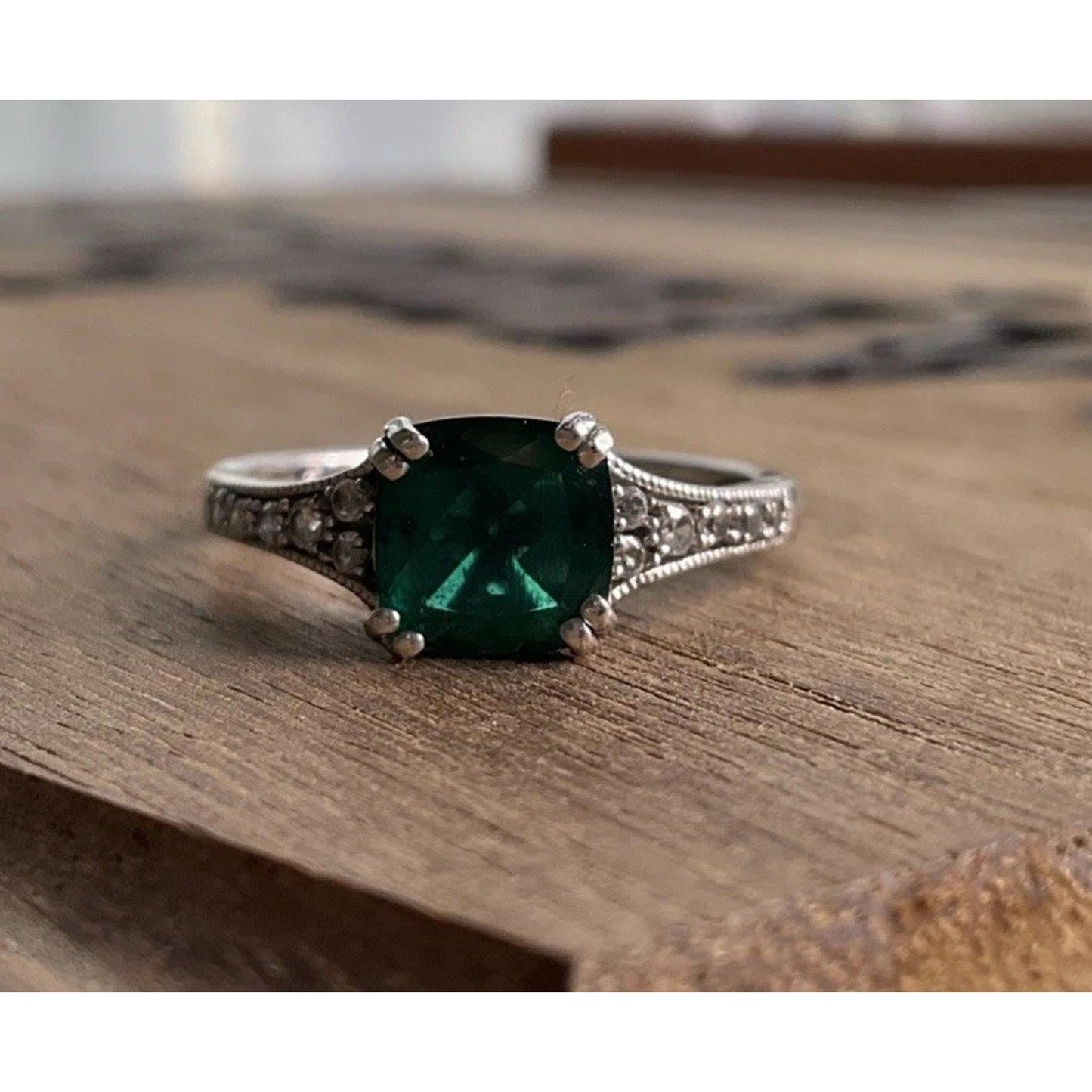 Vintage Sterling Silver Emerald Style Green Stone w/ White Sapphires Ring Size 7