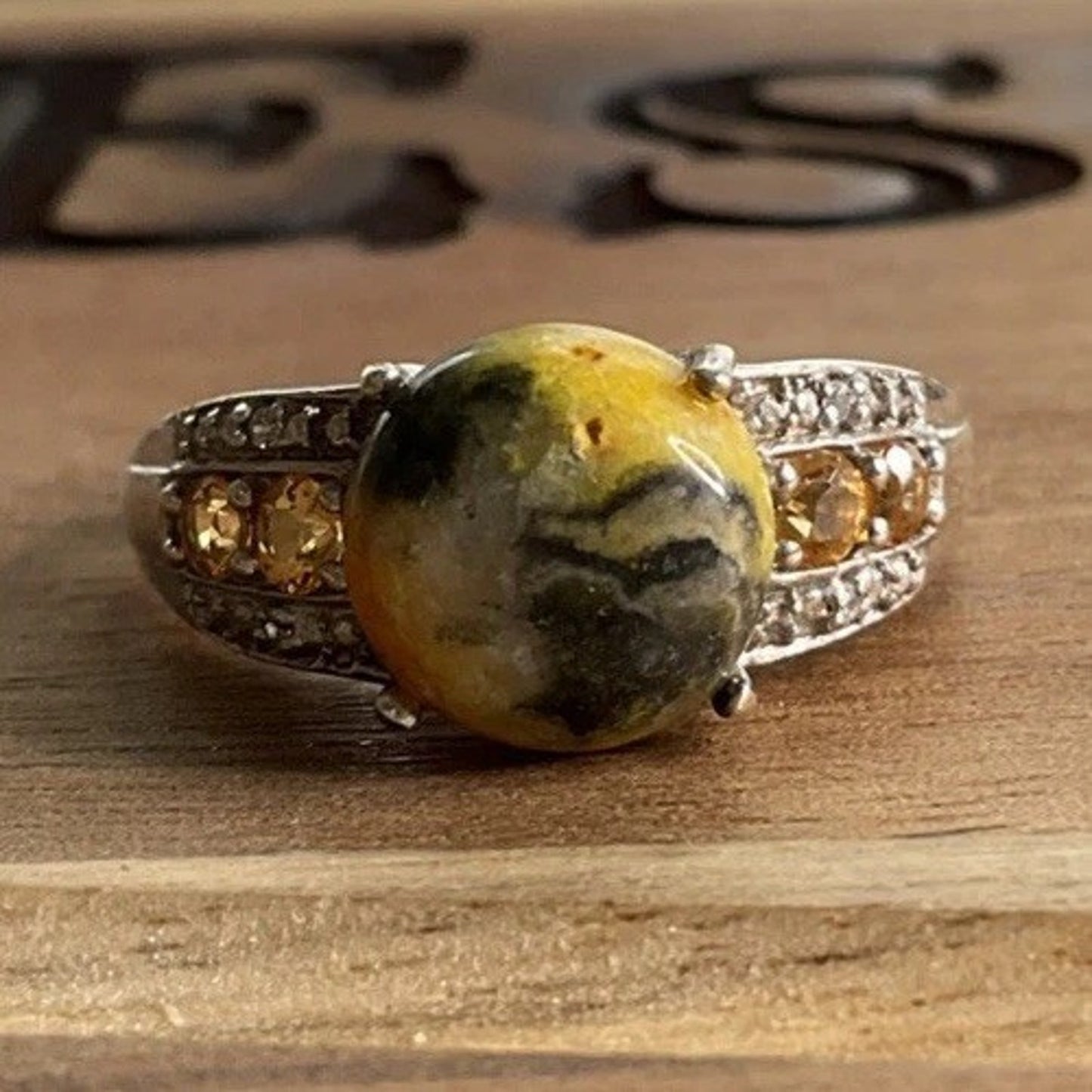 Vintage Bumblebee Jasper Yellow Green Cabochon Sterling Silver Ring Size 8.5