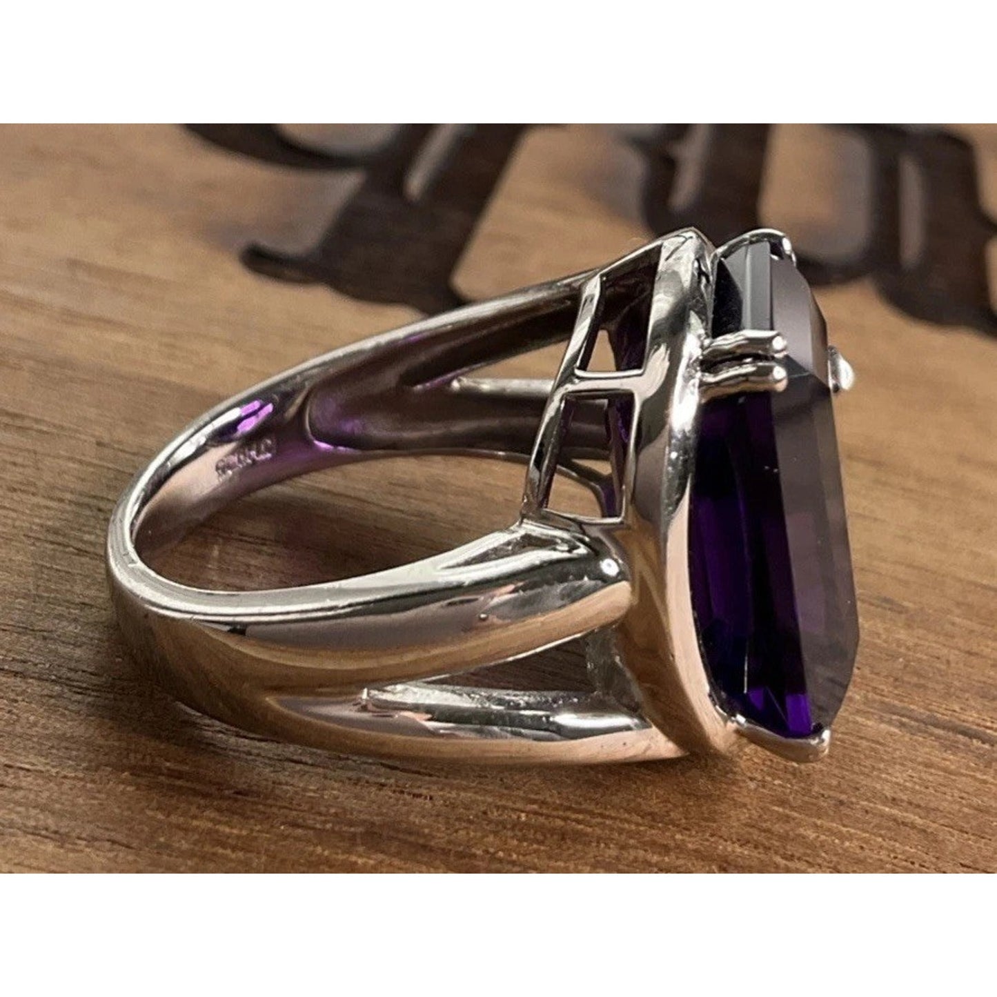 Modern Estate JW 925 Sterling Silver Emerald Cut Purple Amethyst Ring Size 7.5