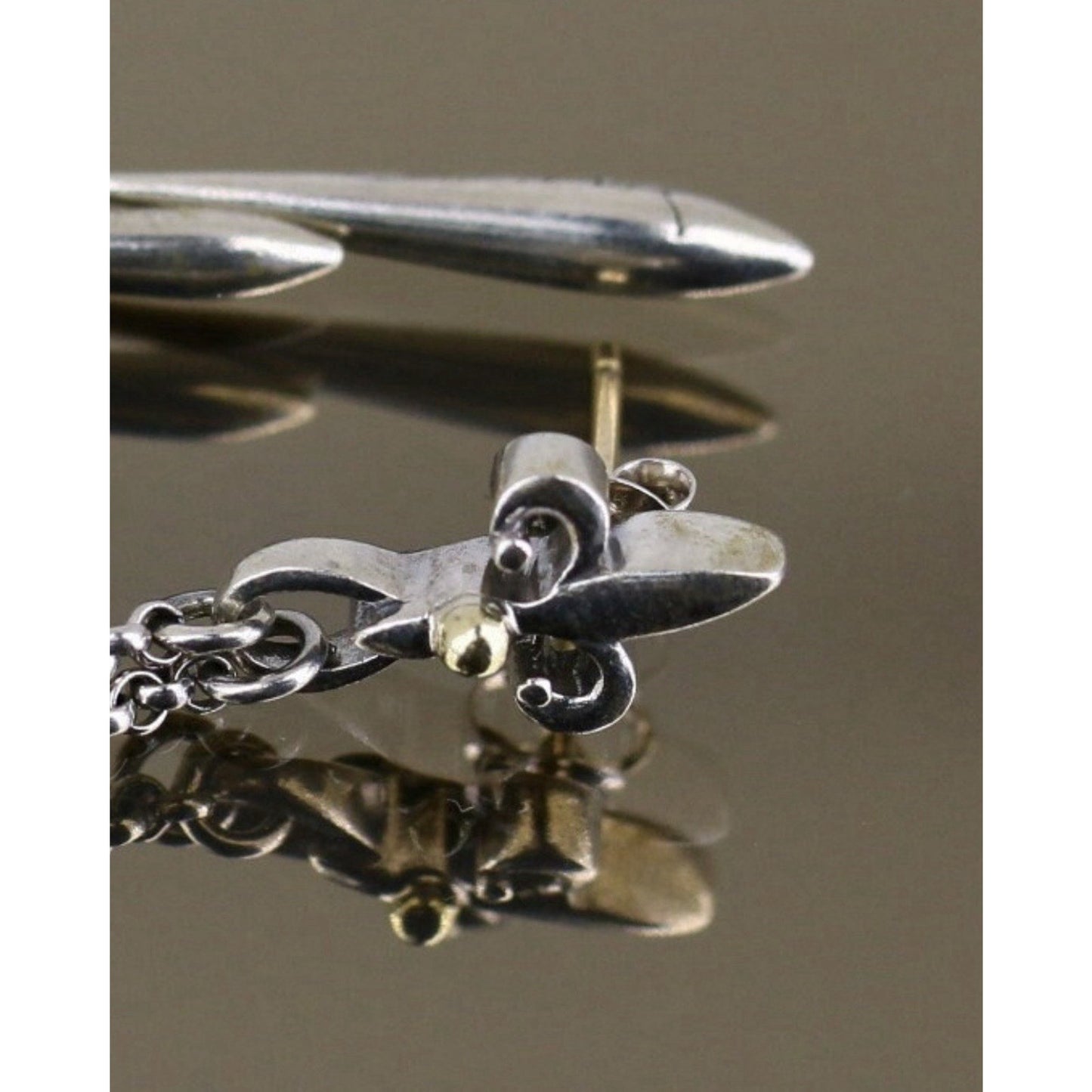 Vintage 925 Sterling Silver & 18K Gold Fleur De Lis King Rolo Chain Earrings