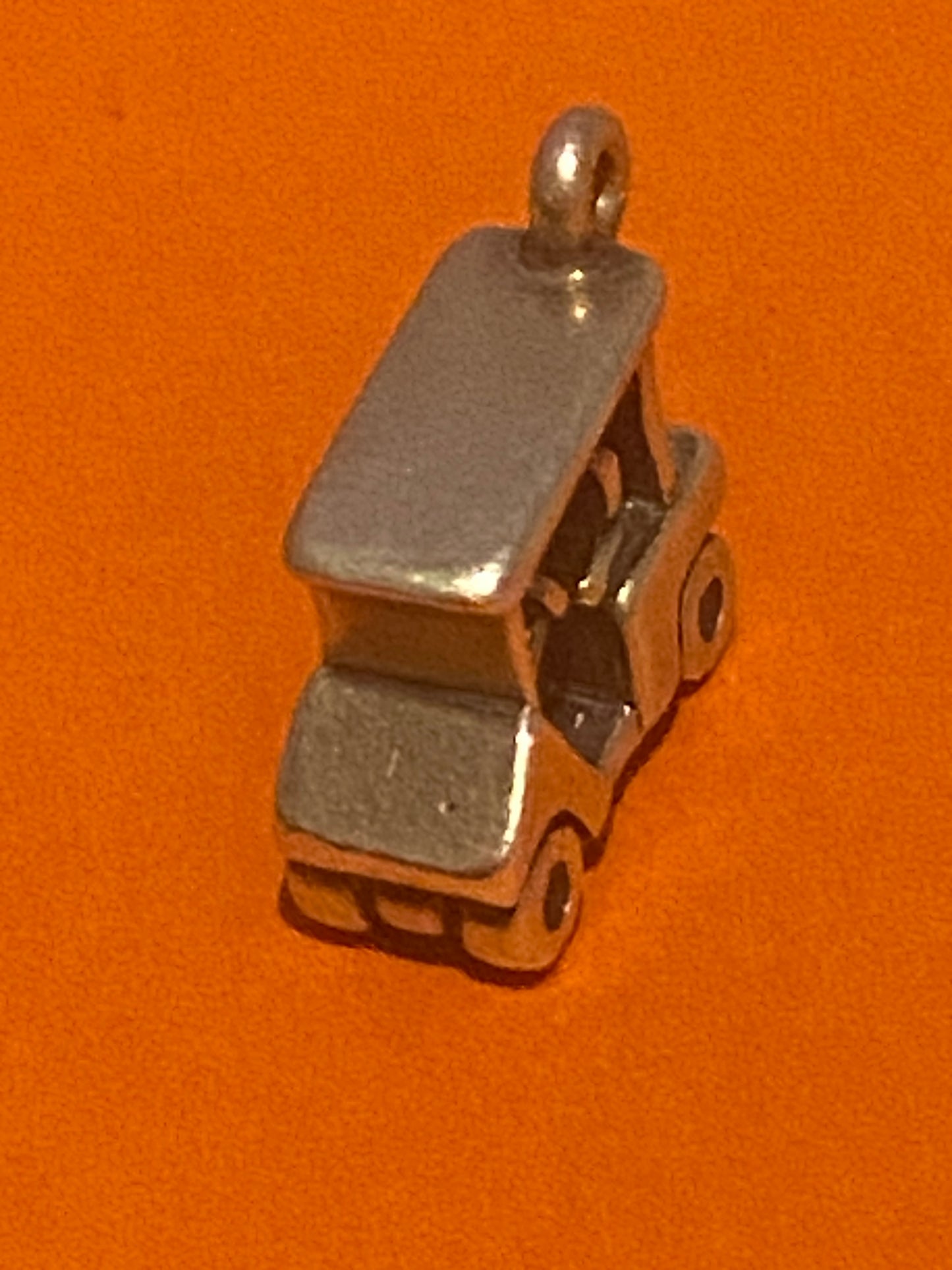 Preowned James Avery Retired Hard to Find 3D Silver Golf Cart Charm