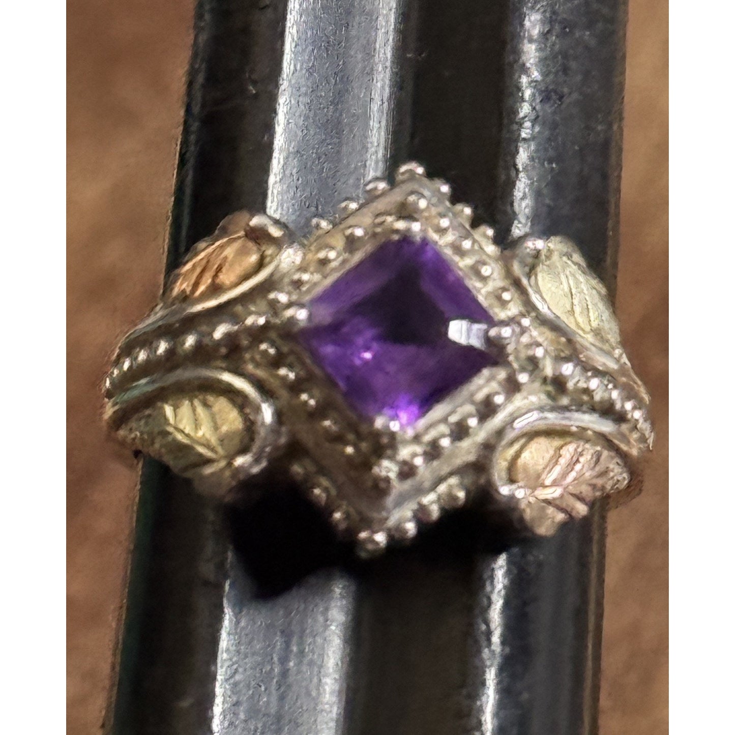 Vintage CCO Sterling Silver & 12K Gold Amethyst Ring Size 8.5 – 5.3g Leaf Design