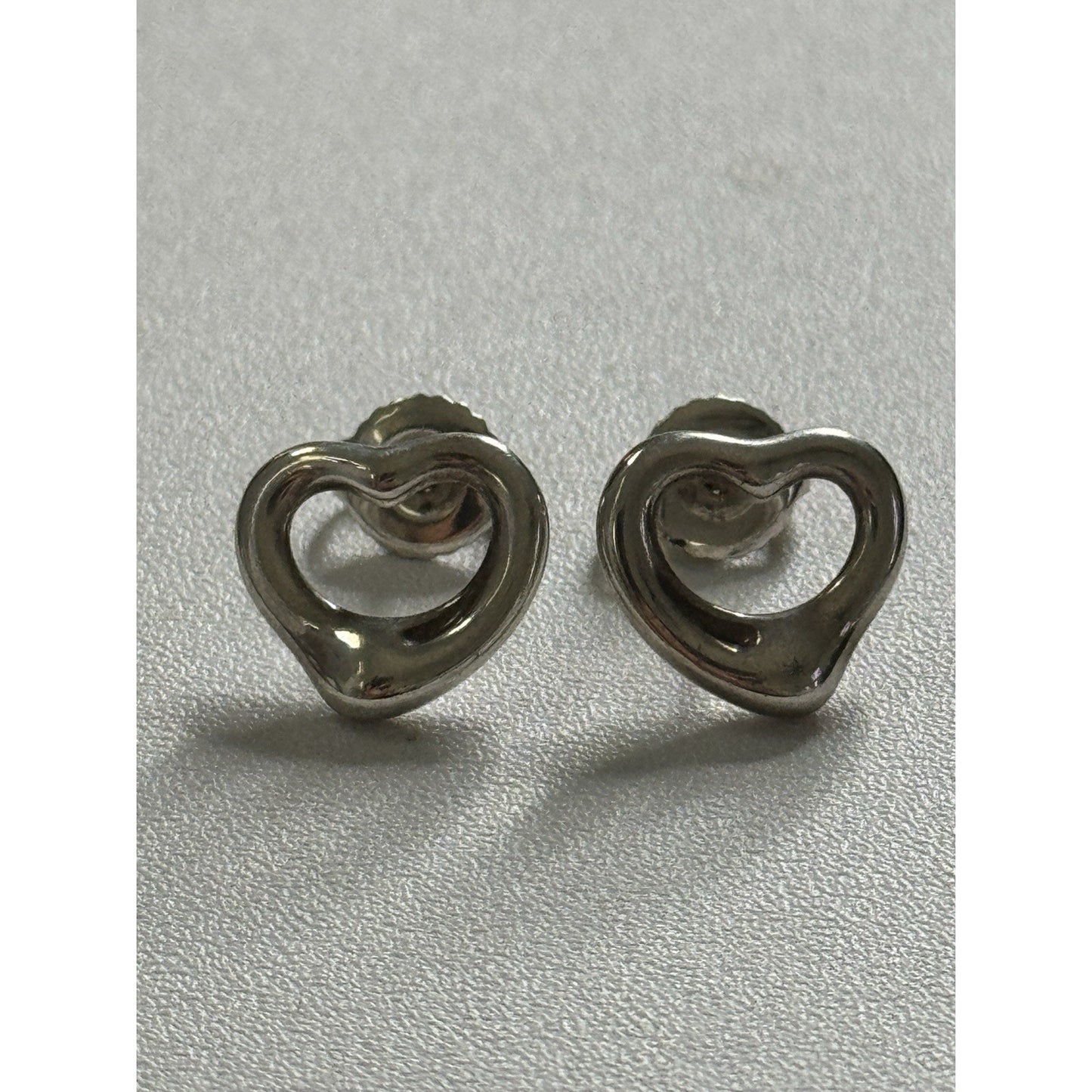Vintage Tiffany & Co. Elsa Peretti Sterling Silver Open Heart Stud Earrings 925