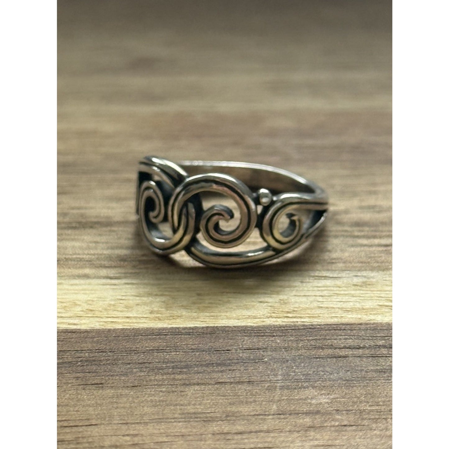 James Avery Retired Sterling Silver Swirl Gentle Waves Ring Size 6.5