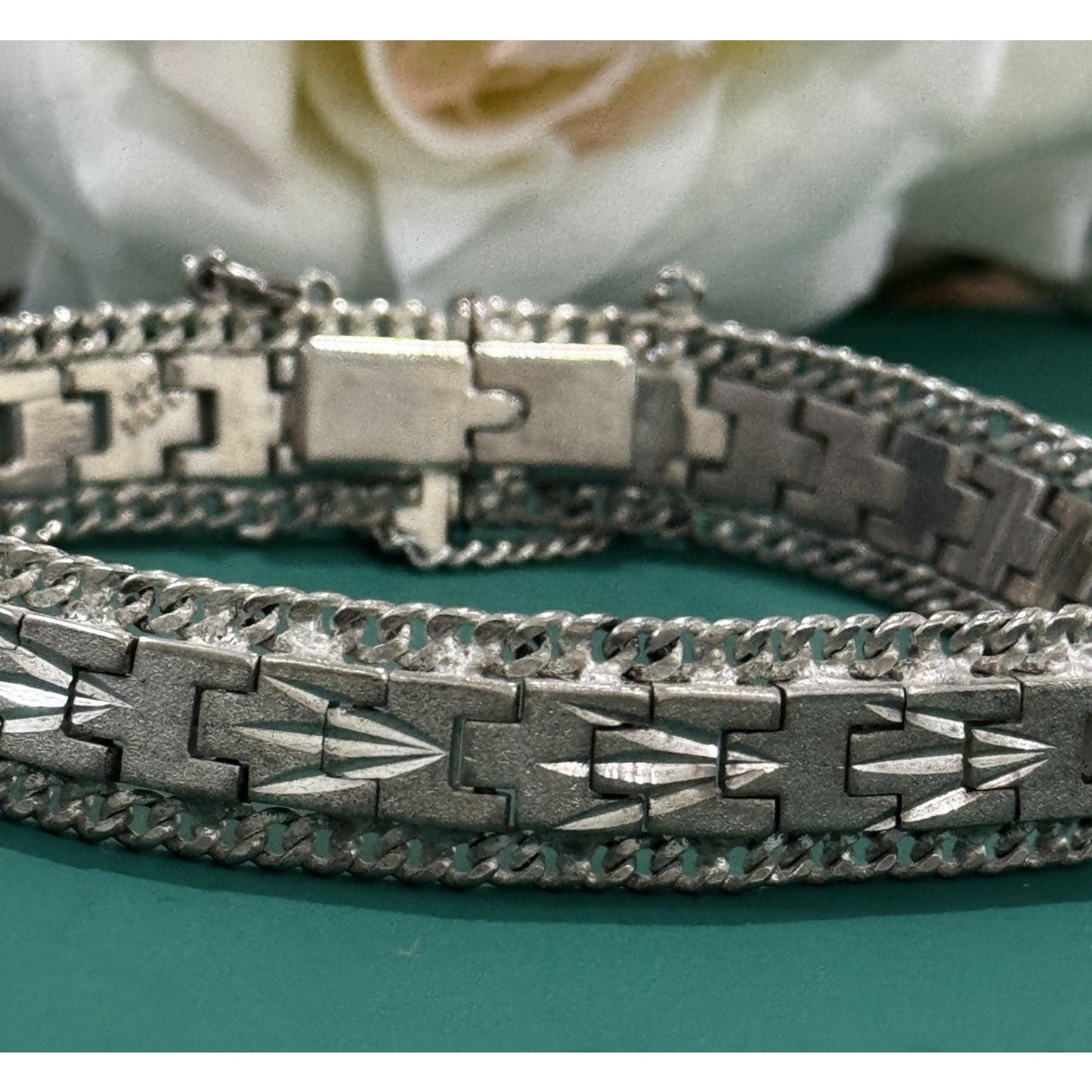 Vintage 925 Sterling Silver Arrow Geometric 70-80s Wide Bracelet 8” 40g