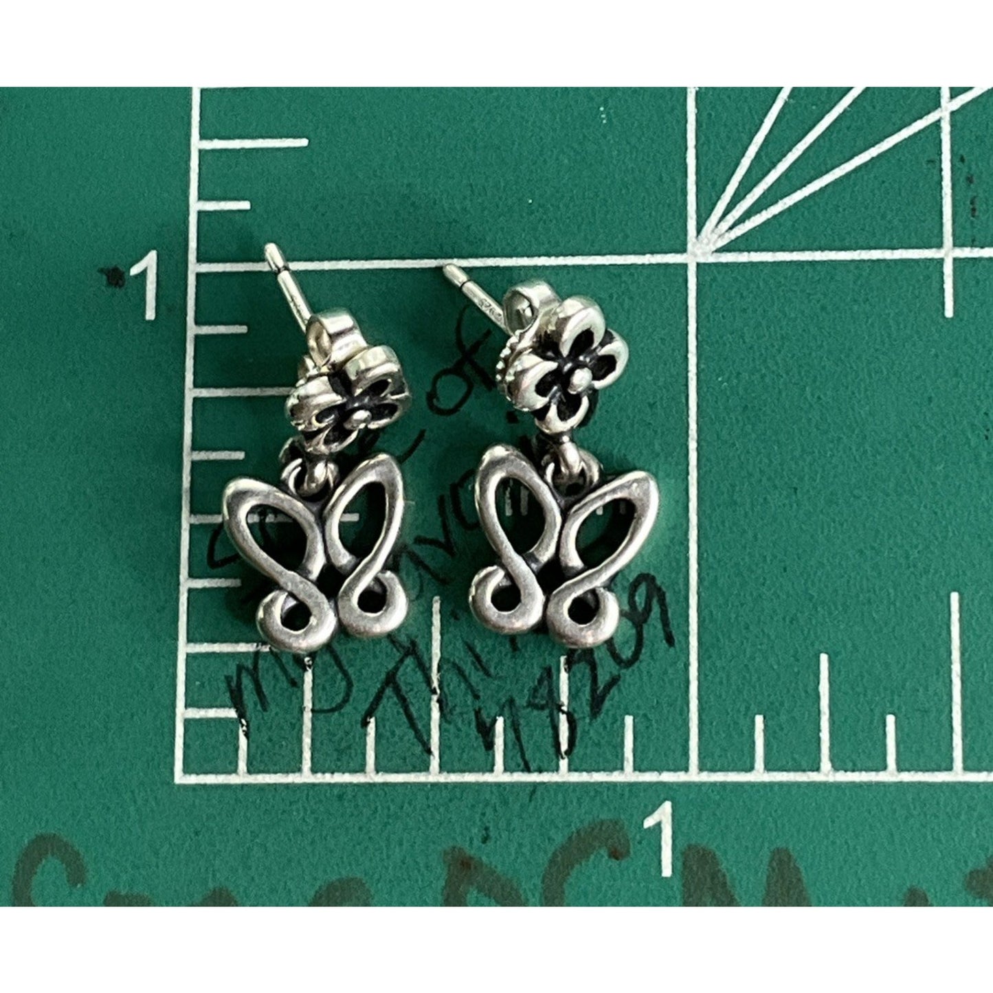 Brand New Retired James Avery Sterling Silver Butterfly And Flower Earrings