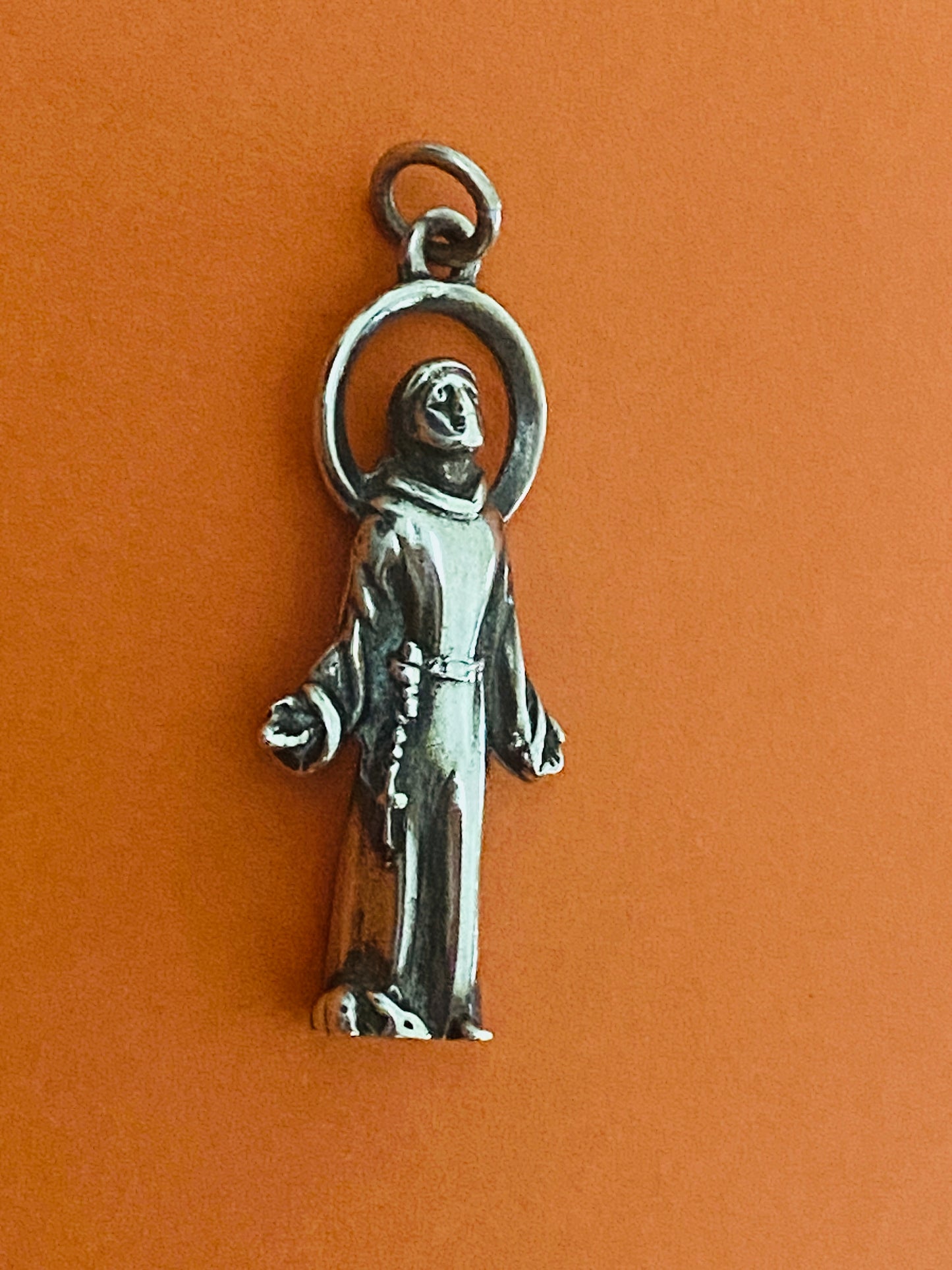 Preowned James Avery Retired RARE HTF St Francis of Assisi Pendant