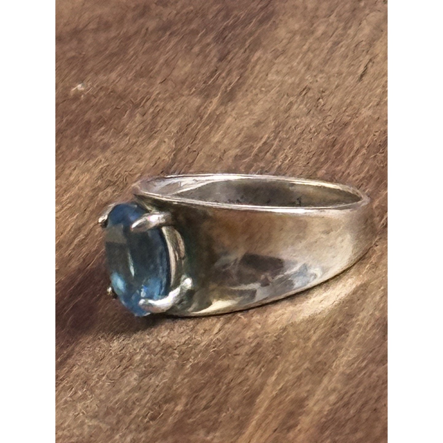 Vintage PD Sterling Silver 7.1 g Swiss Blue Topaz Ring Size 7.5 Wide Band