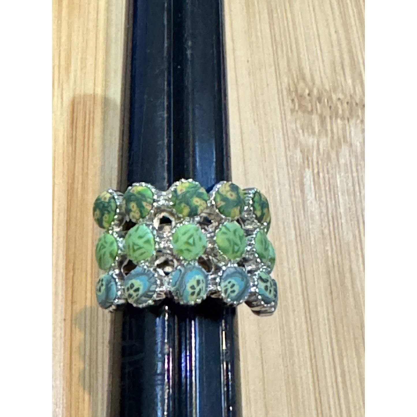 Viva Beads Green Hand Painted Statement Ring Silver Tone Wide Band Size 6.75