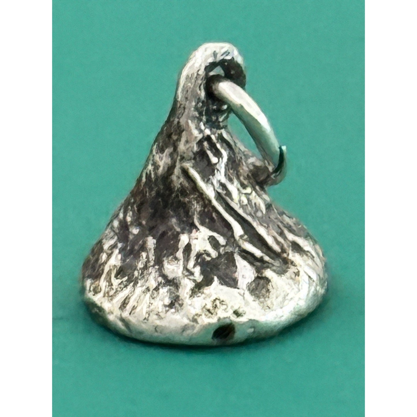 Vintage J & C Ferrara JCF Licensed Hershey’s Kiss Sterling Silver Charm 925 3.3g