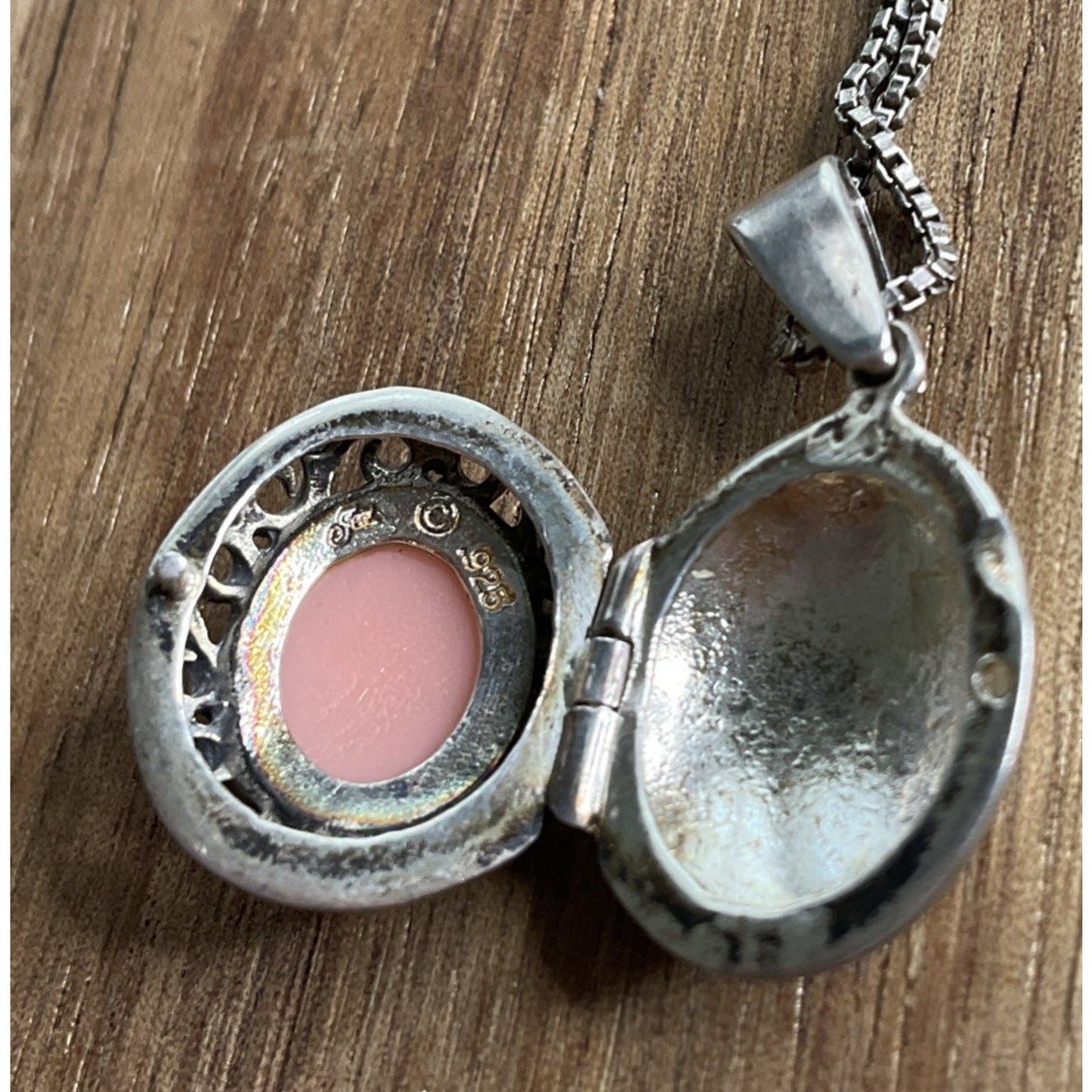 Vintage Sterling Silver Pink Cameo Lady Portrait Oval 925 Pendant Necklace