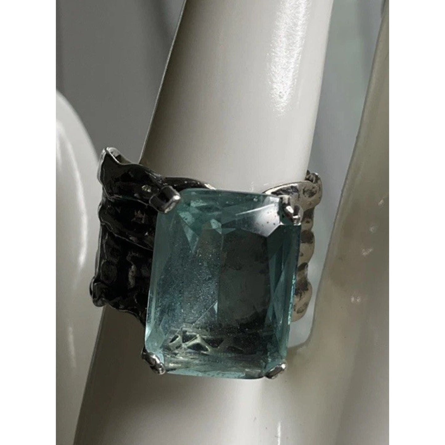 RETIRED Sterling Silver SILPADA Emerald Cut Green Stone Ring Statement Size 9