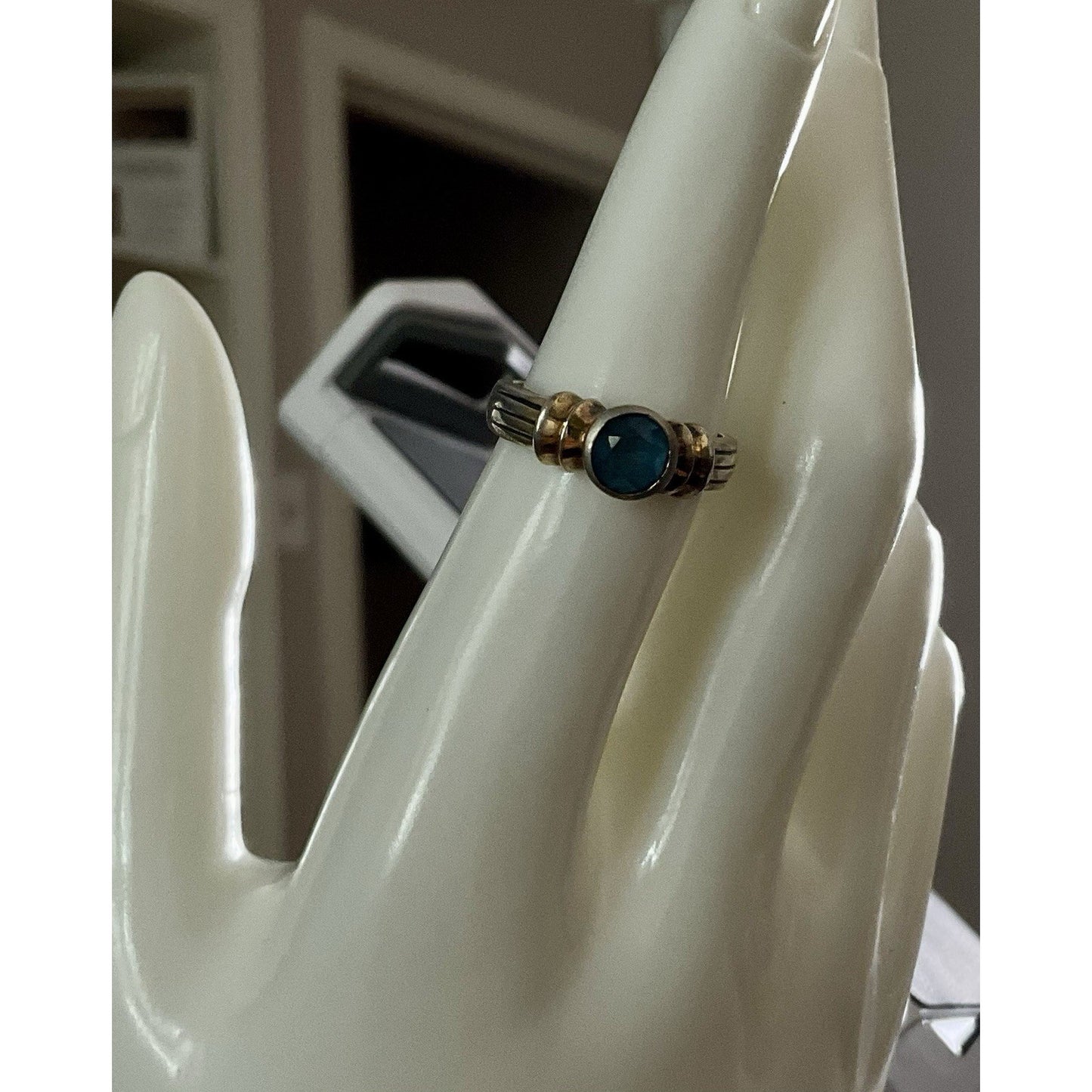 Vintage Sterling Silver Two Tone Blue Aquamarine Gemstone Ring Size 7.5