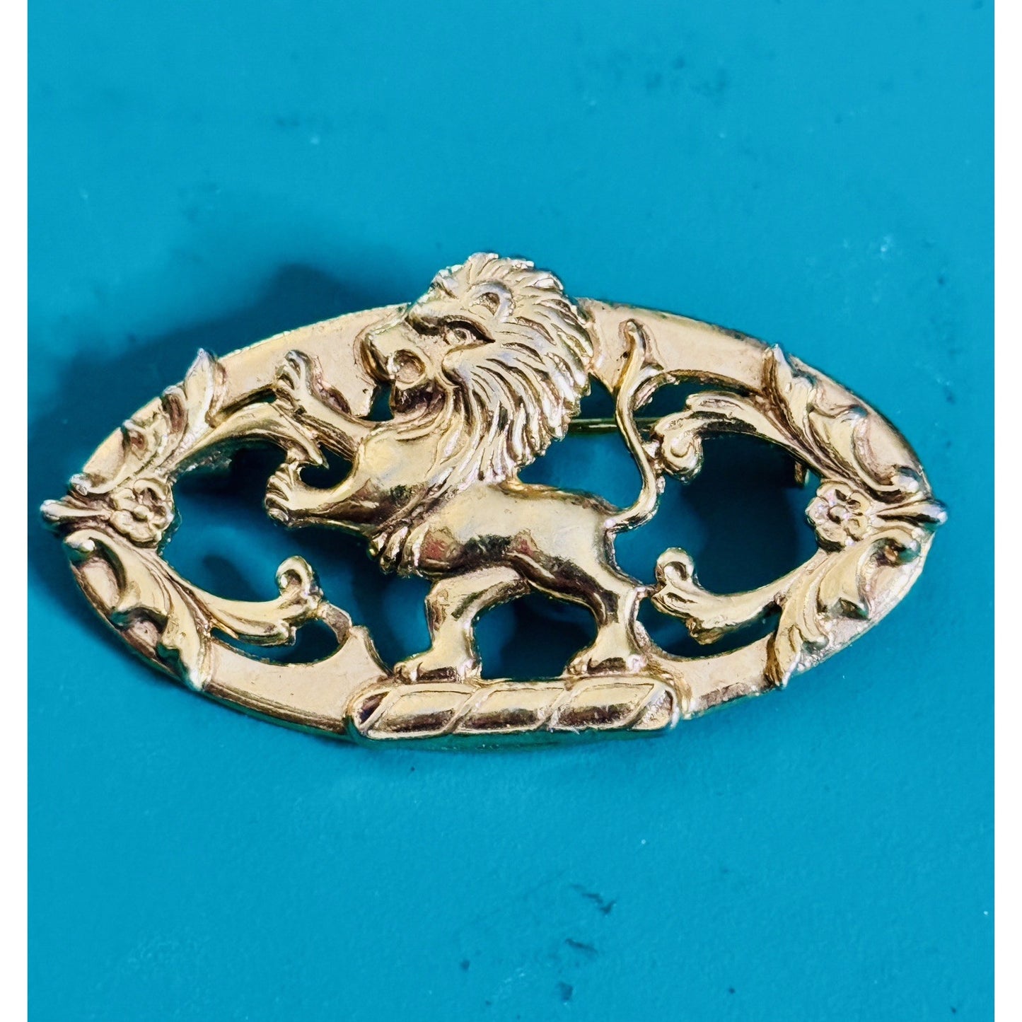 Vintage Florenza Lion Rampant Brooch Gold Tone Heraldic Pin 60-70’s Mid Century