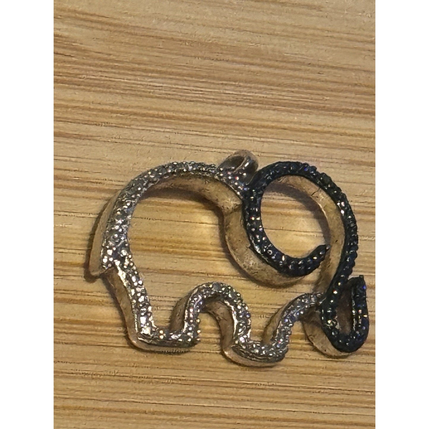 Kay Jewelers 1/10 Tow Blue And White Diamond Elephant Pendant