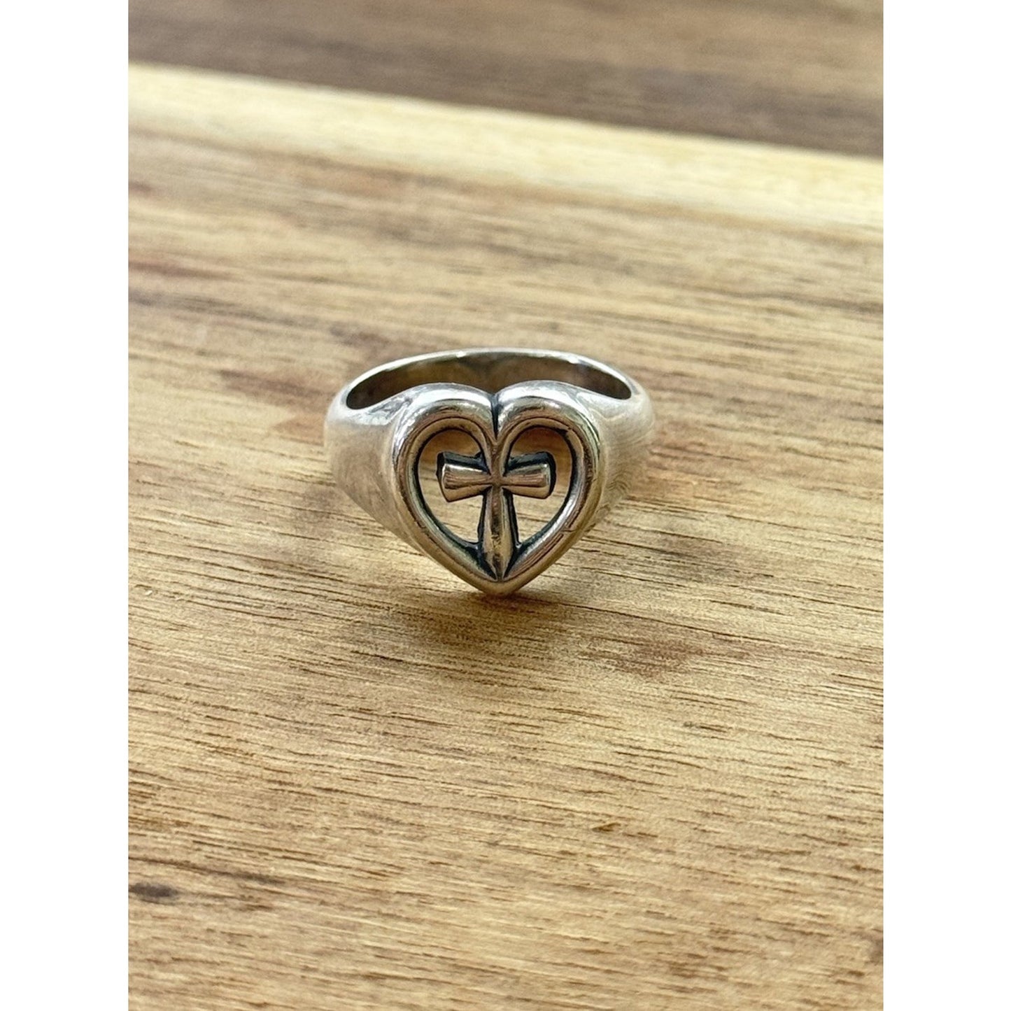 James Avery Retired Sterling Silver Eternal Love Ring Size 8