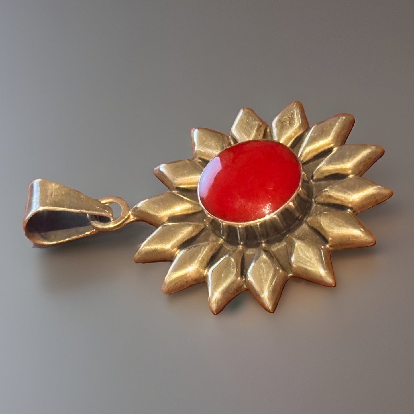 Vintage Sterling Silver Sun Pendant Natural Red Jasper Stone 925 16g